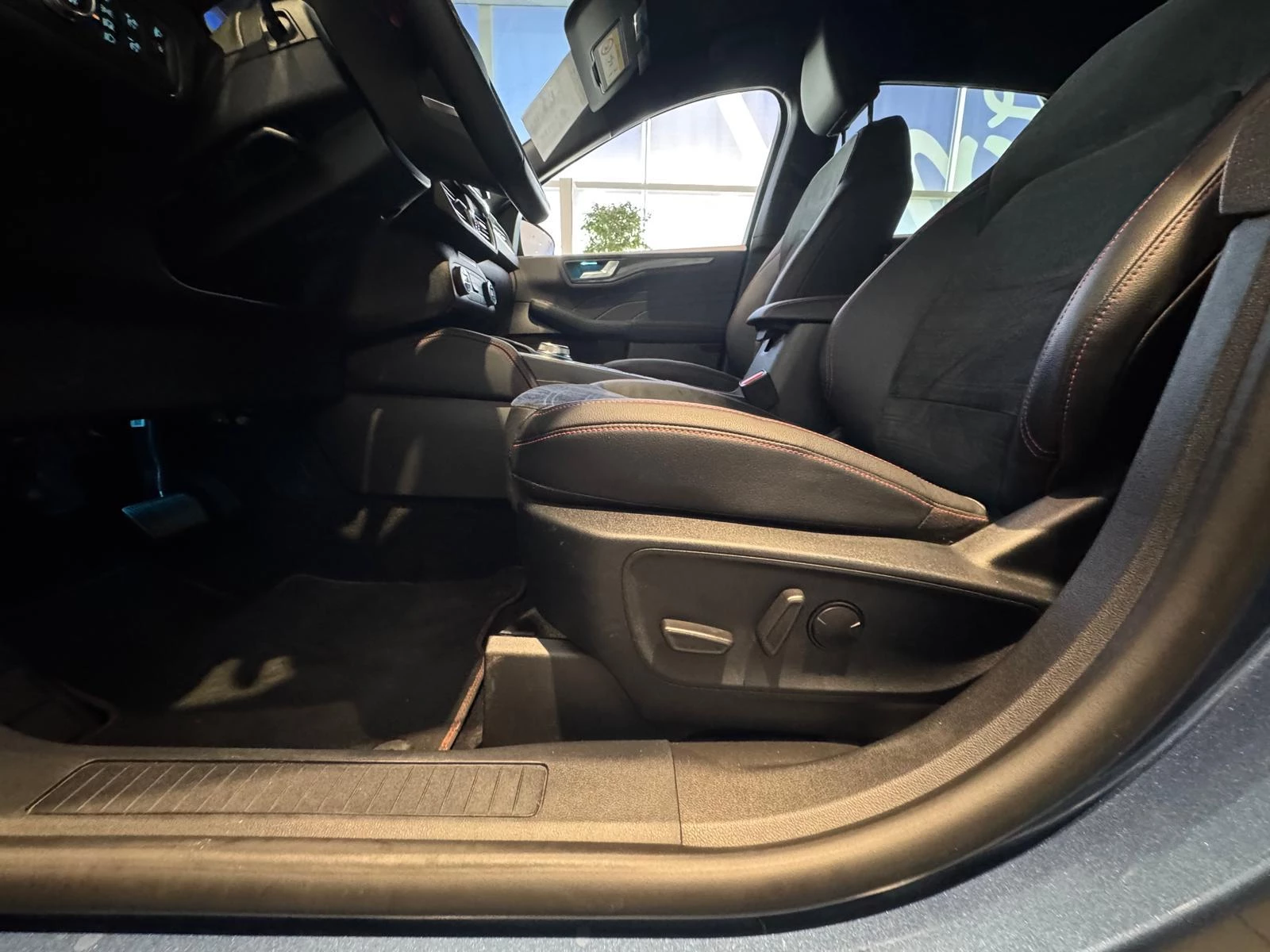 Ford-Kuga-image-21