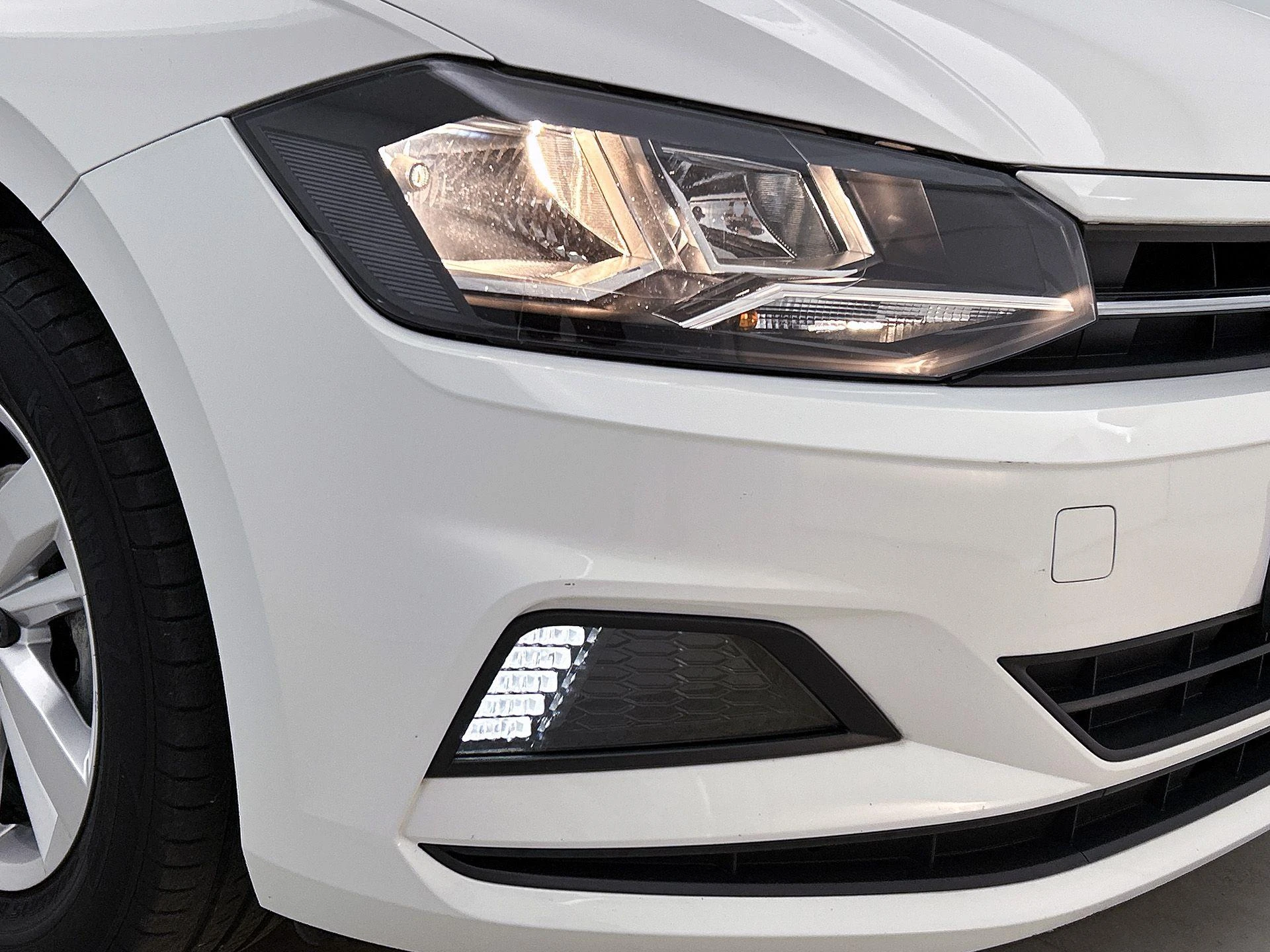 Volkswagen-Polo-image-14