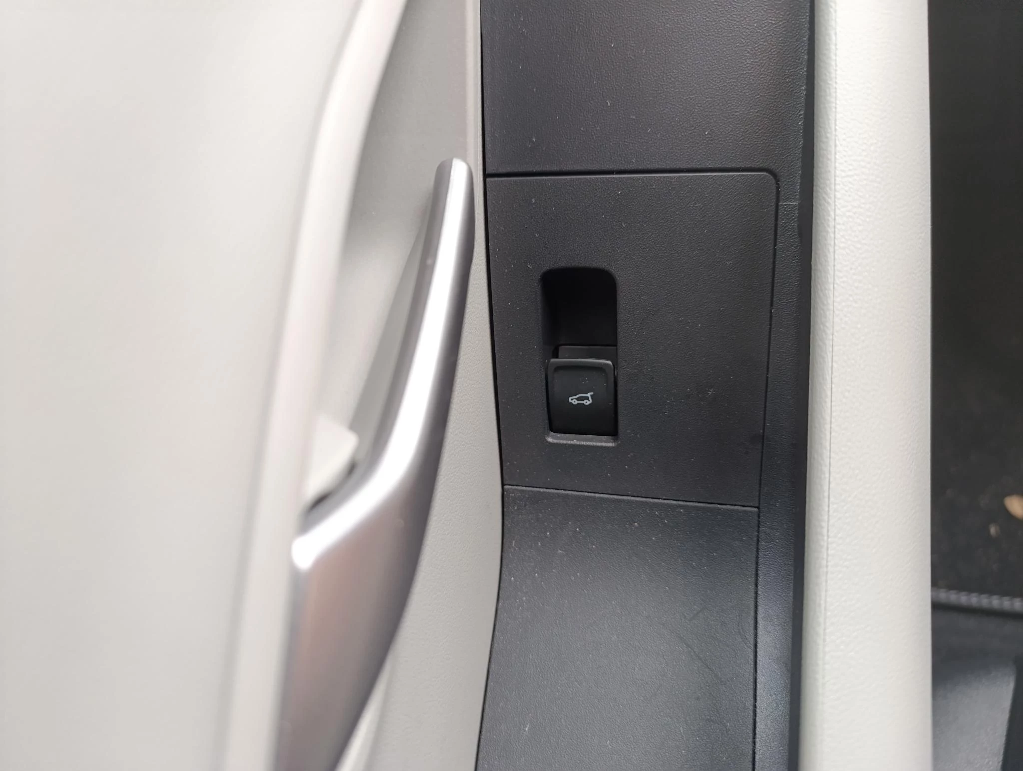 Ford-Explorer-image-19