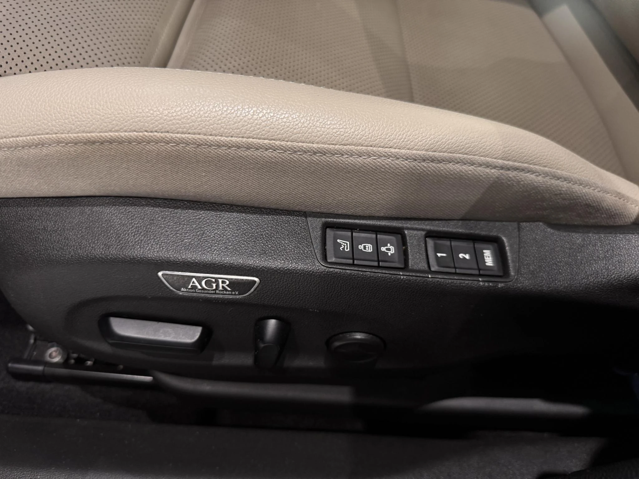 Opel-Insignia-image-12