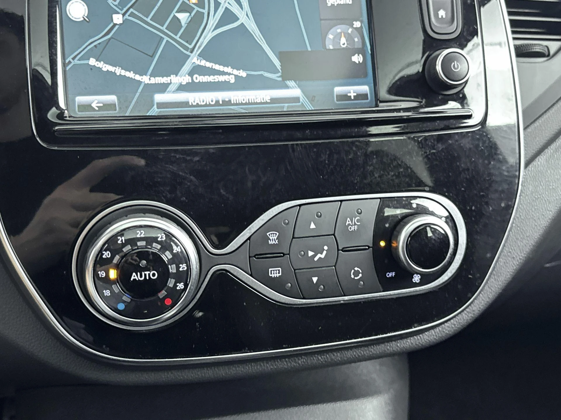 Renault-Captur-image-14