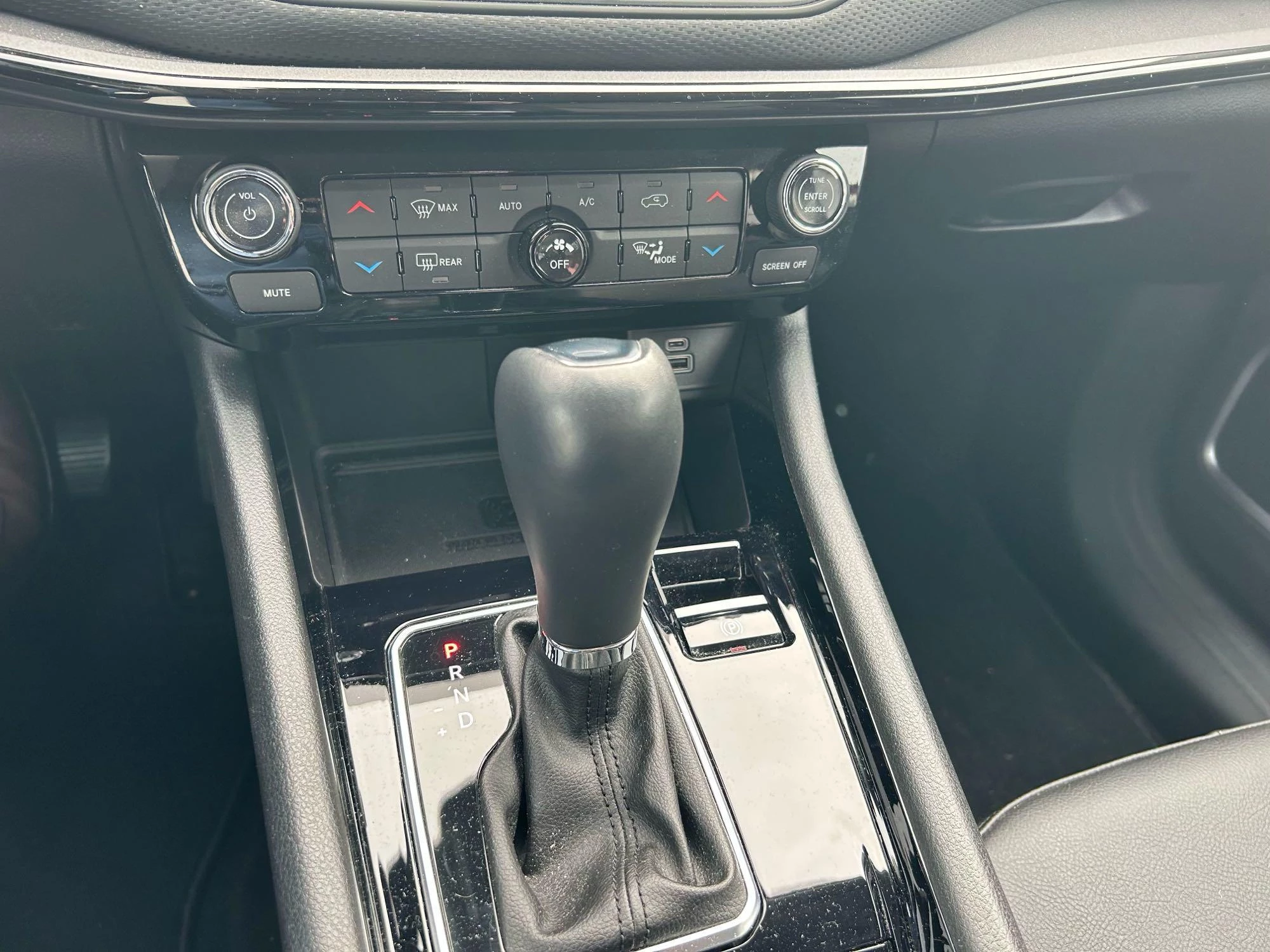 Jeep-Compass-image-11