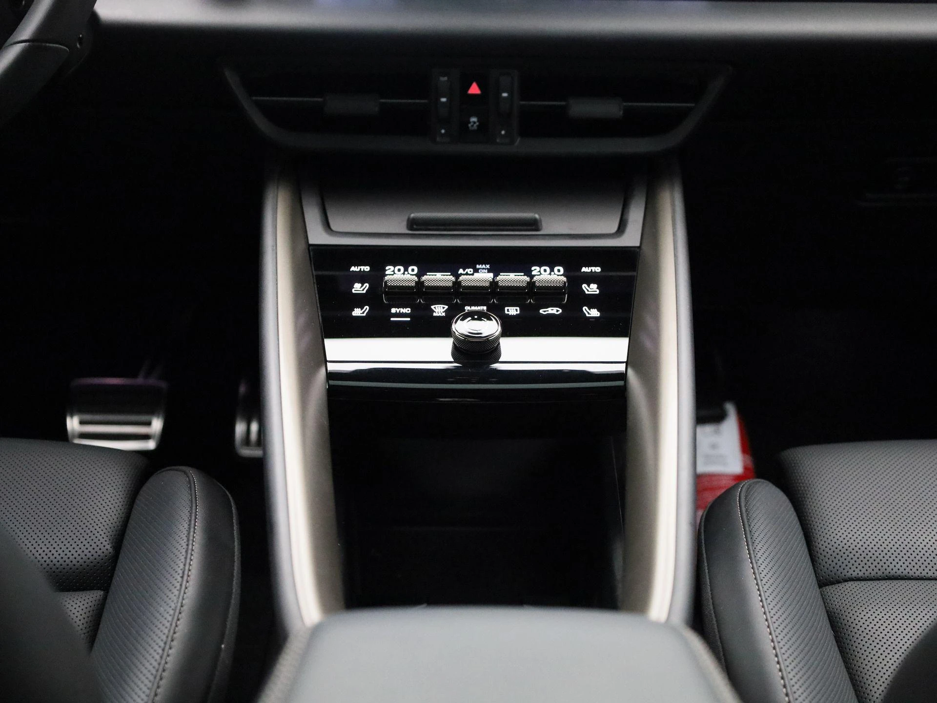 Porsche-Macan-image-9