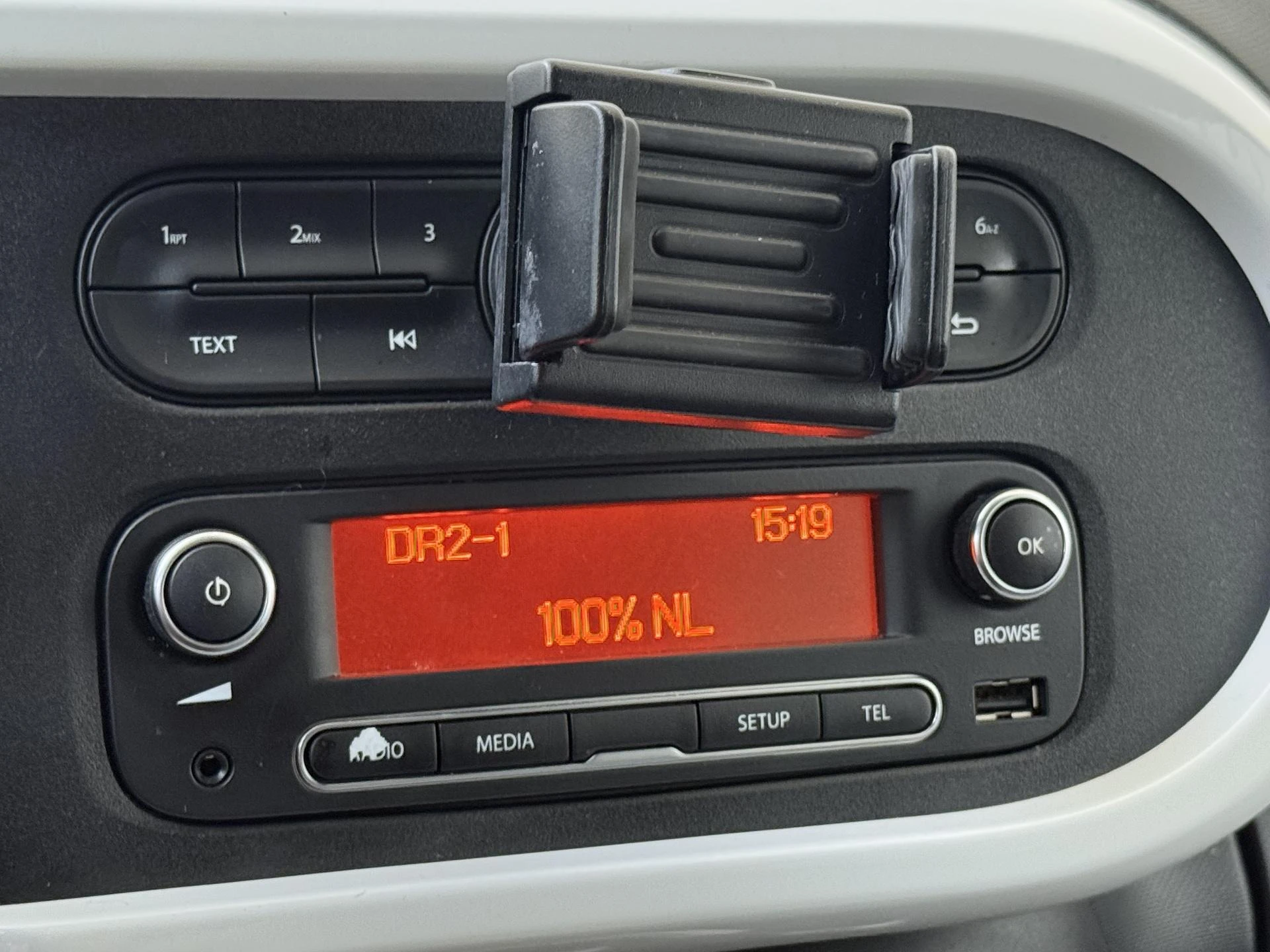 Renault-Twingo-image-15
