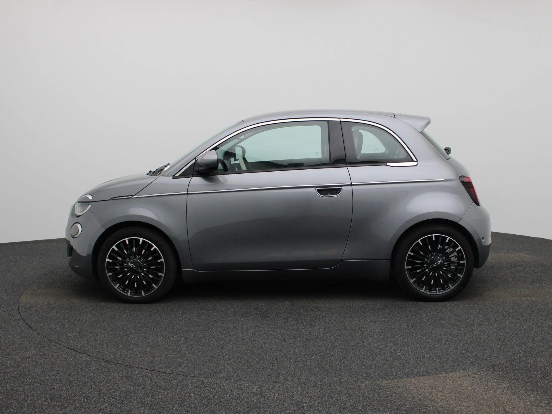 Fiat-500e-image-3