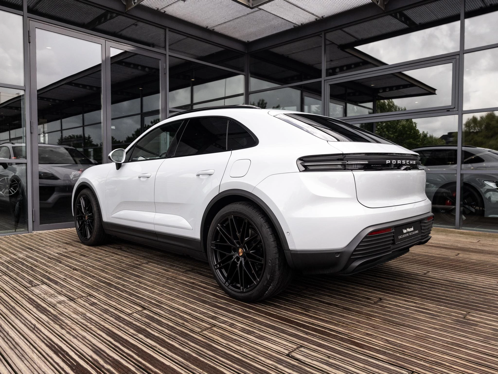 Porsche-Macan-image-7