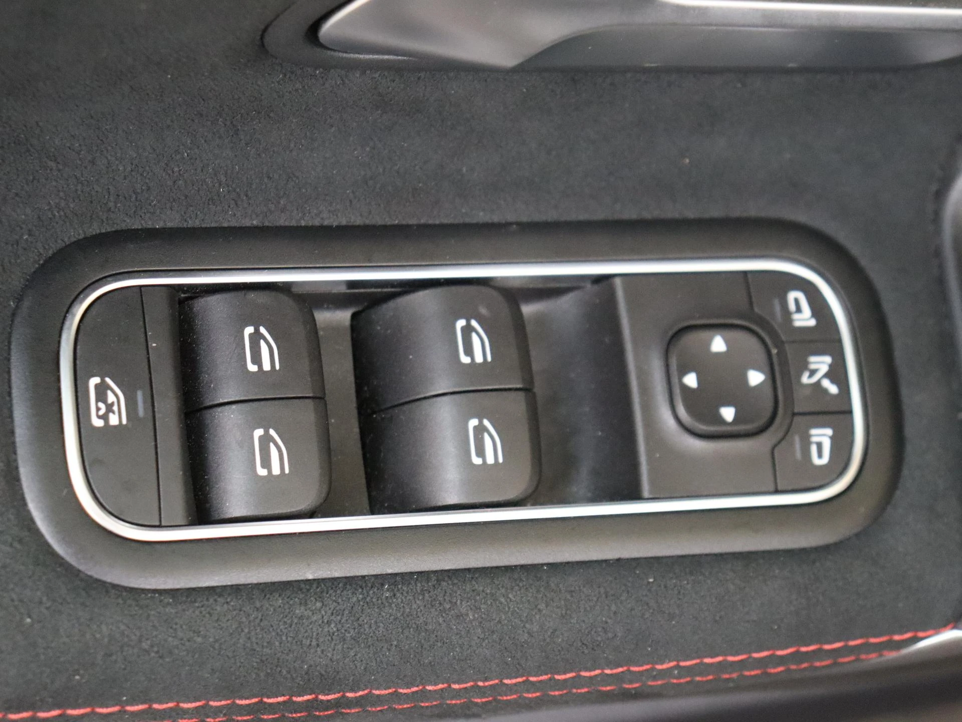 Mercedes-Benz-A-Klasse-image-26