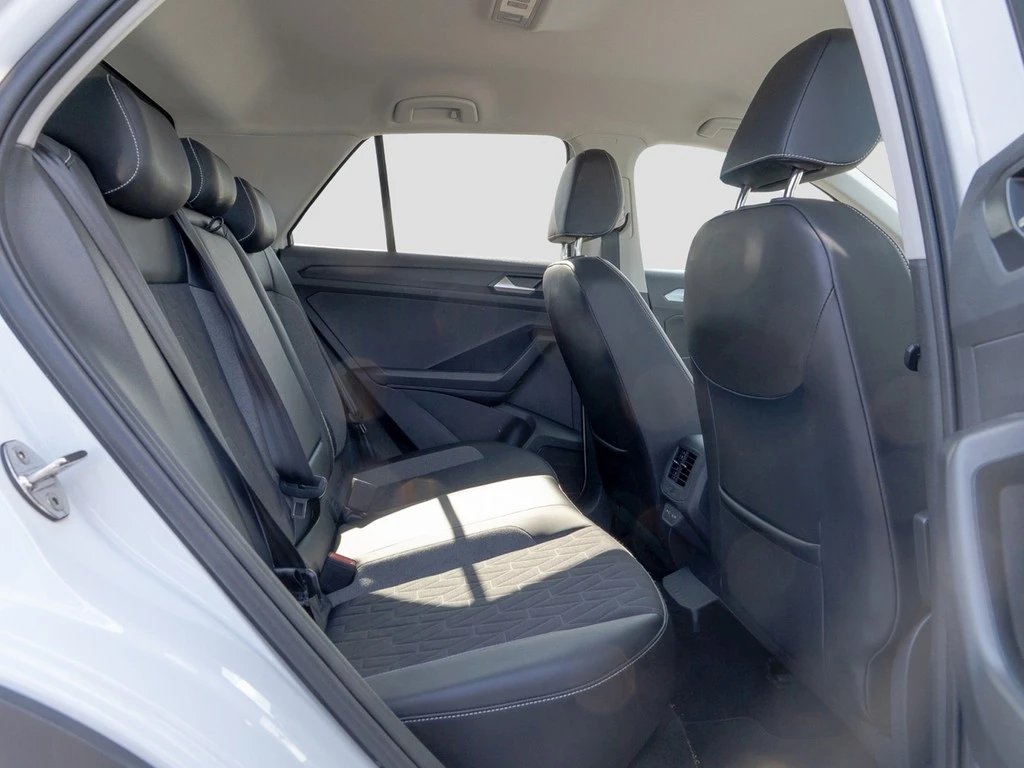 Volkswagen-T-Roc-image-8