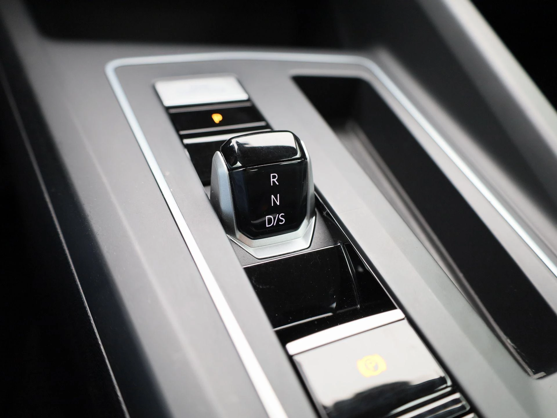 Volkswagen Golf VIII 1.0 eTSI 81kW Life DSG