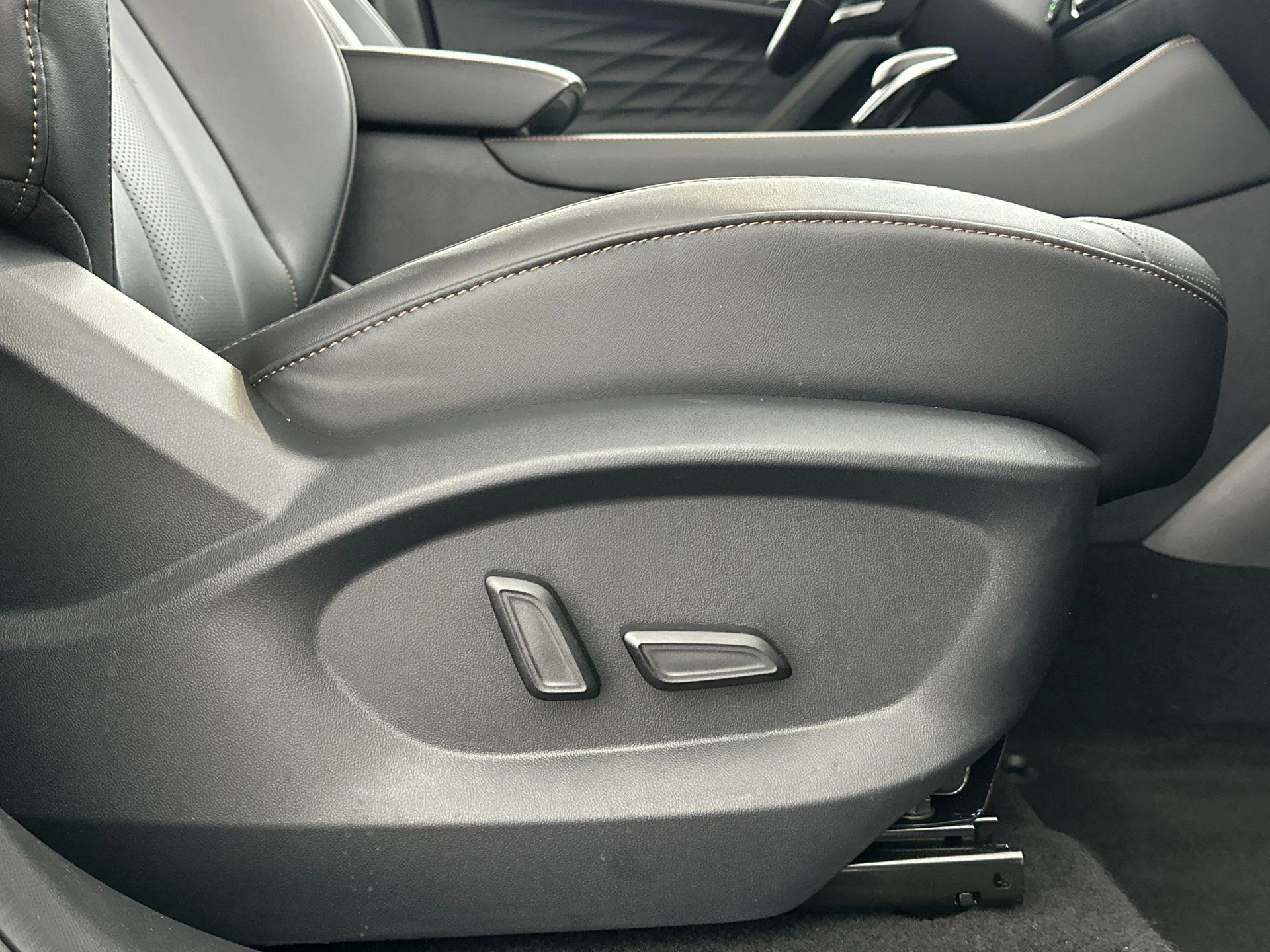 MG HS Hybrid+ 1.5 Luxury
