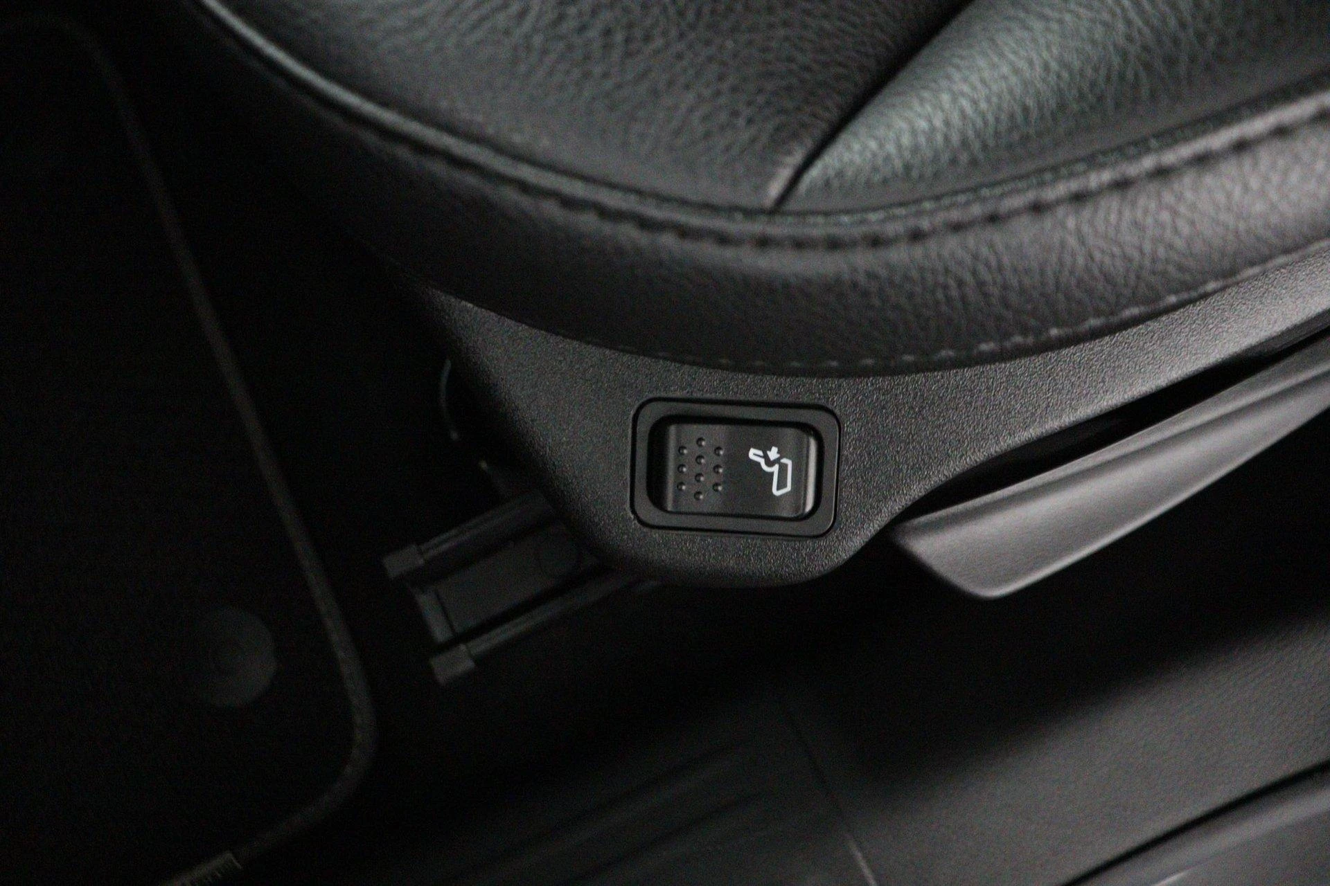 Jeep-Compass-image-24
