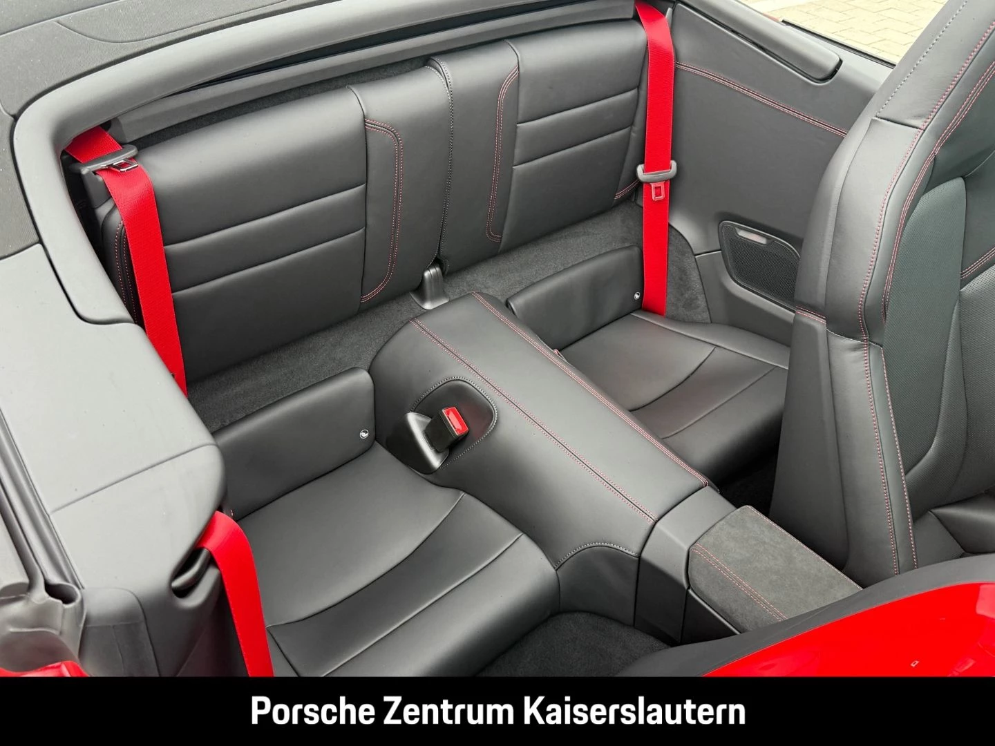 Porsche 911 992 Carrera GTS Cabriolet Liftsystem-VA BOSE carrera gts