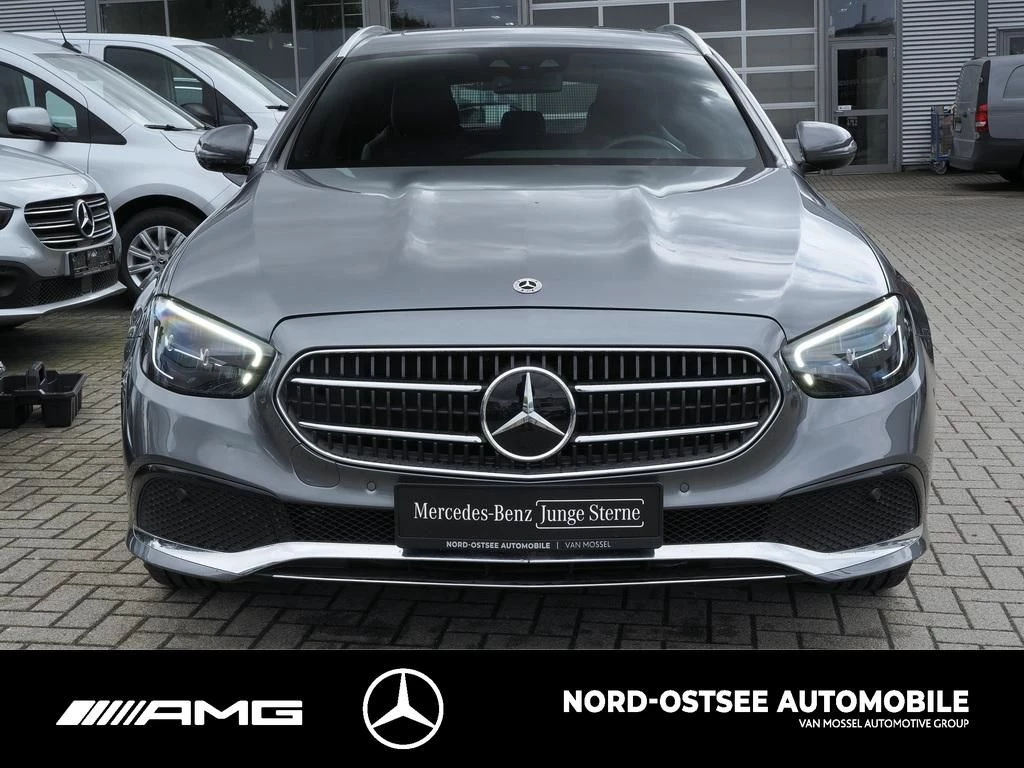 Mercedes-Benz E-Klasse 450 T AVANTGARDE 4M KAMERA DISTRO SHD AHK LED AVANTGARDEW213 E 450 T AVANTGARDE 4M KAMERA DISTRO SHD AHK LED AVANTGARDE