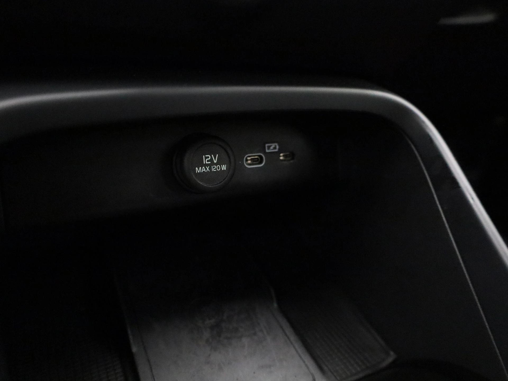 Volvo XC40 Recharge Core