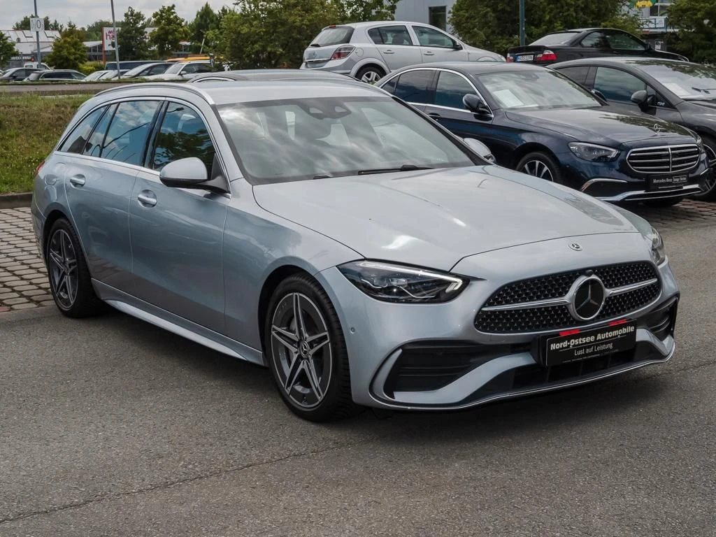Mercedes-Benz-C-Klasse 300 d-image-4