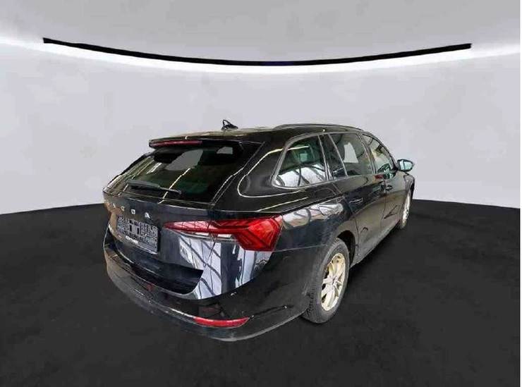 Škoda Octavia Combi 2.0 TDI DSG Tour Navi, AHK