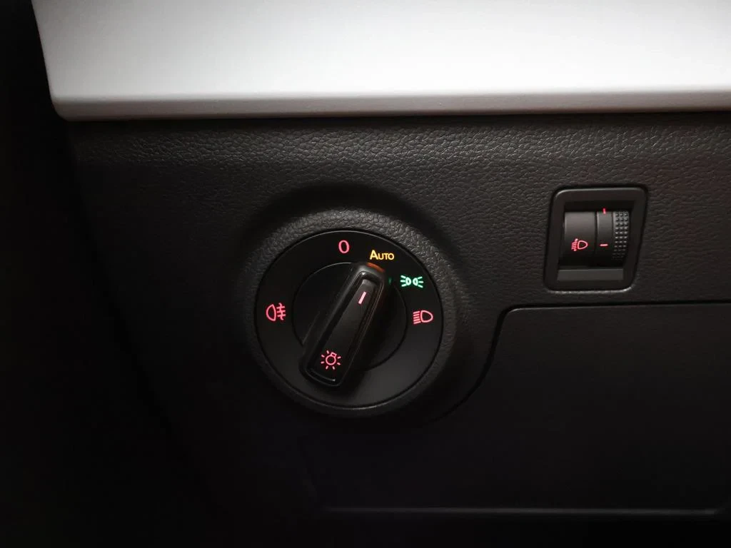 SEAT-Arona-image-22