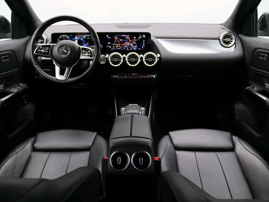 Mercedes-Benz-GLA-image-6