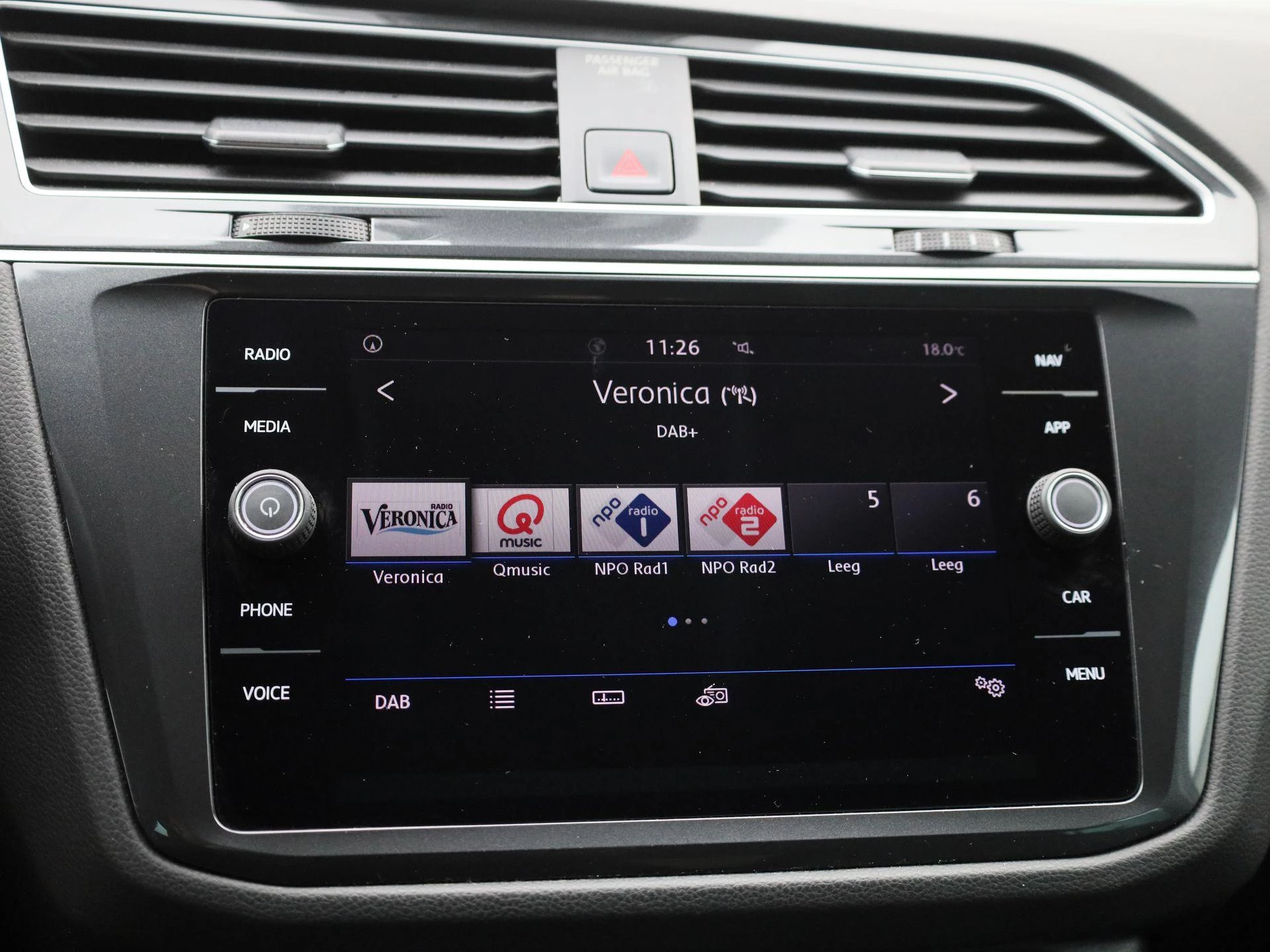 Volkswagen-Tiguan-image-19