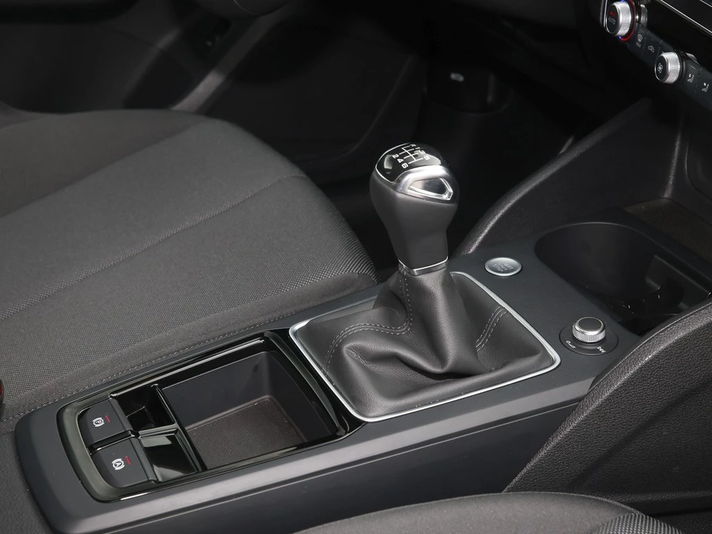 Audi Q2 30 TFSI S Line /Navi