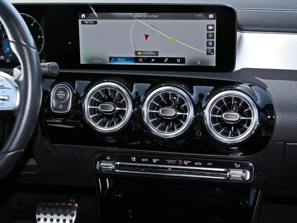 Mercedes-Benz-A-Klasse 220 d-image-11