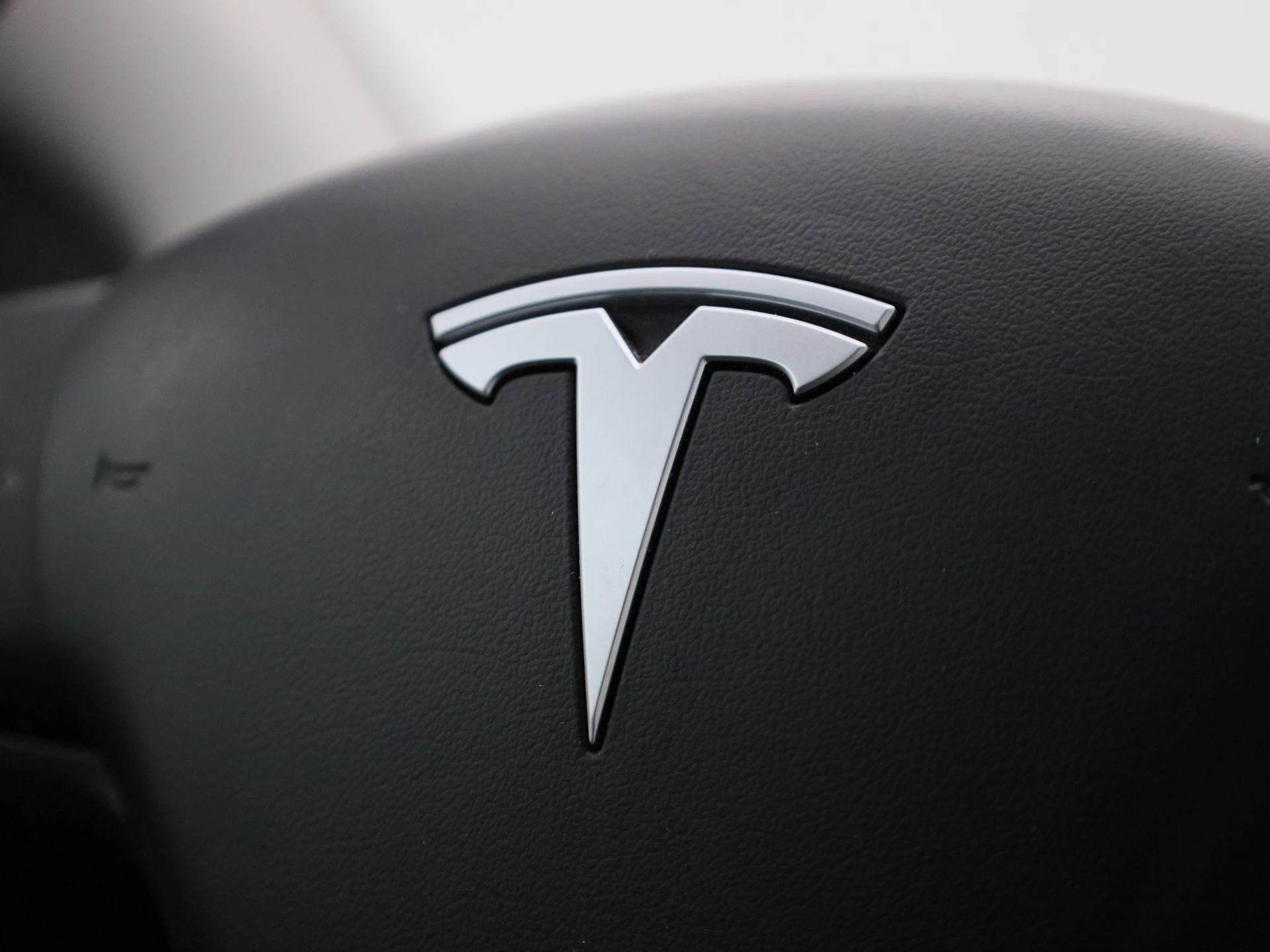 Tesla-Model Y-image-25