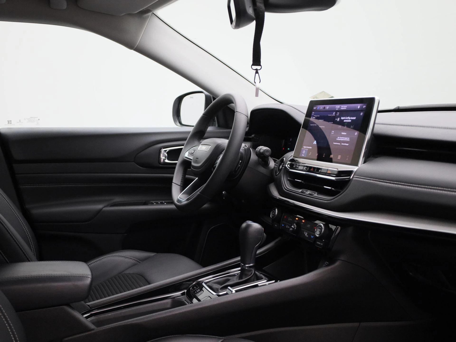 Jeep-Compass-image-29