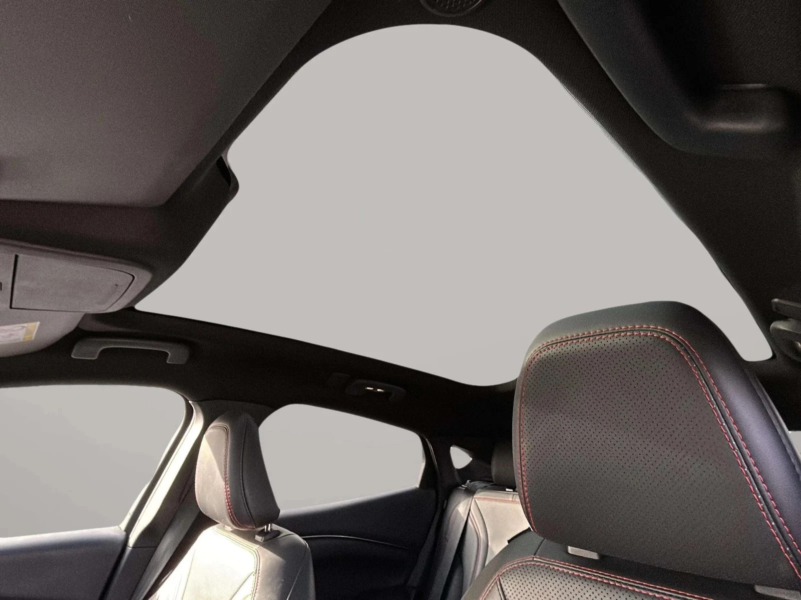 Ford-Mustang Mach-E-image-12