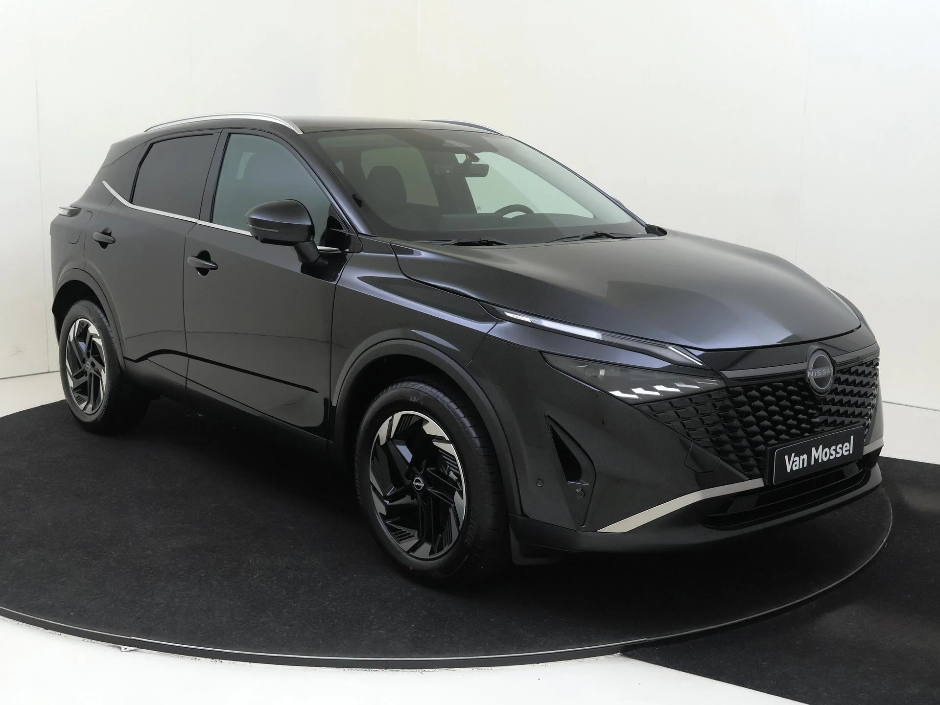 Nissan-QASHQAI-image-1