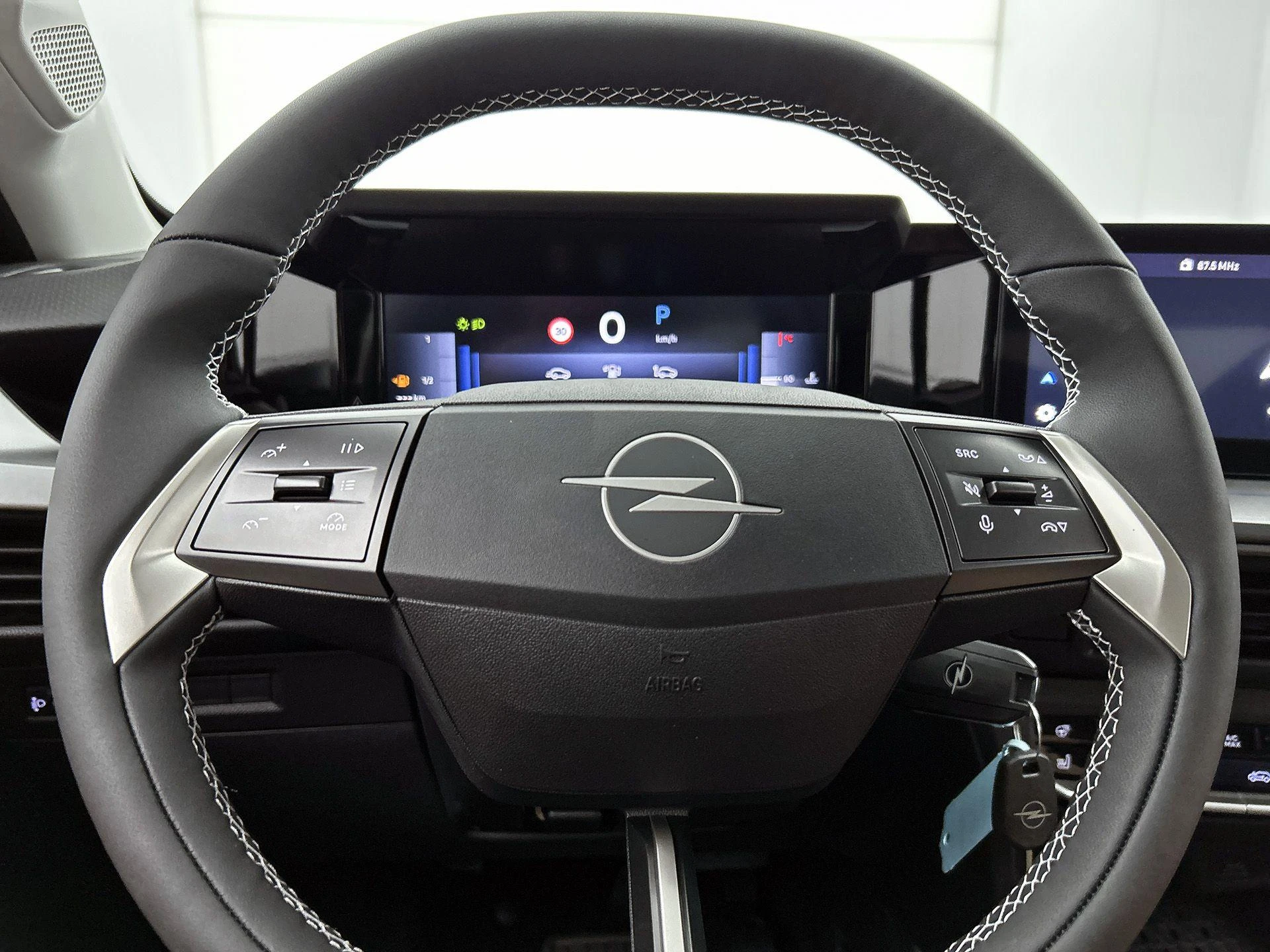 Opel-Frontera-image-33