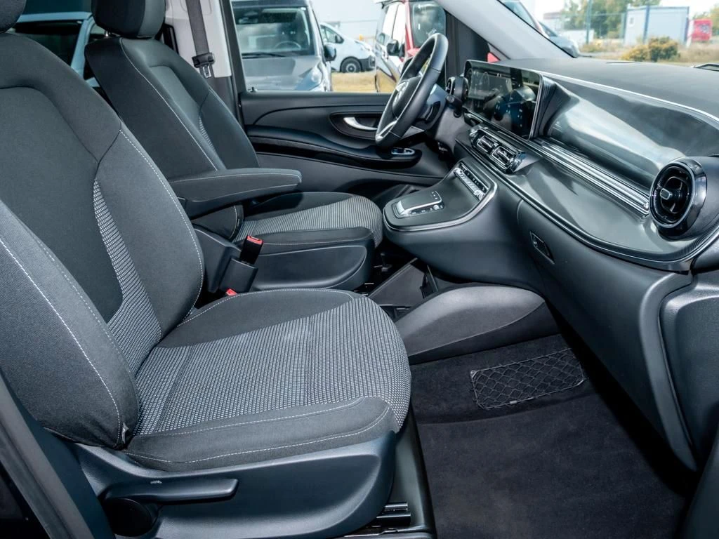 Mercedes-Benz-V-Klasse 220 d-image-11
