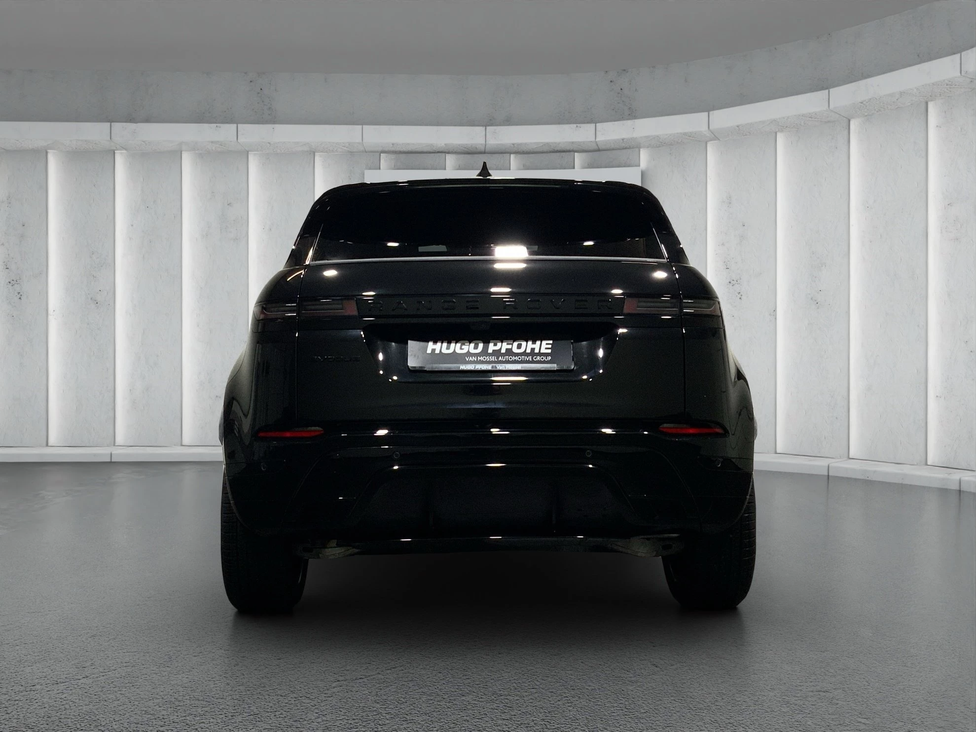 Land Rover-Range Rover Evoque-image-3
