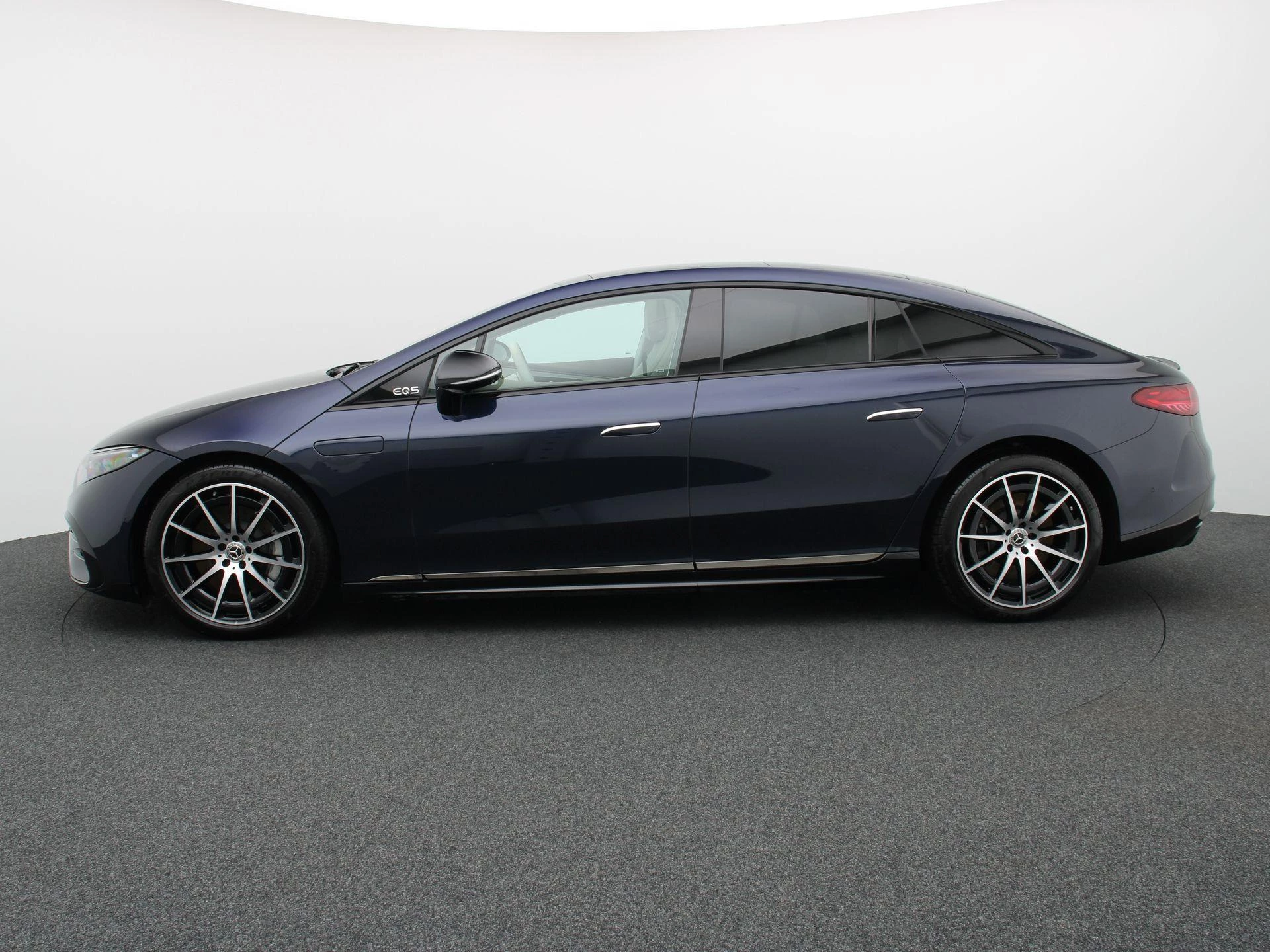 Mercedes-Benz EQS 350 STAR EDITION + AMG + LEDER + PANO DAK + DIGITAL LIGHT + HEAD UP