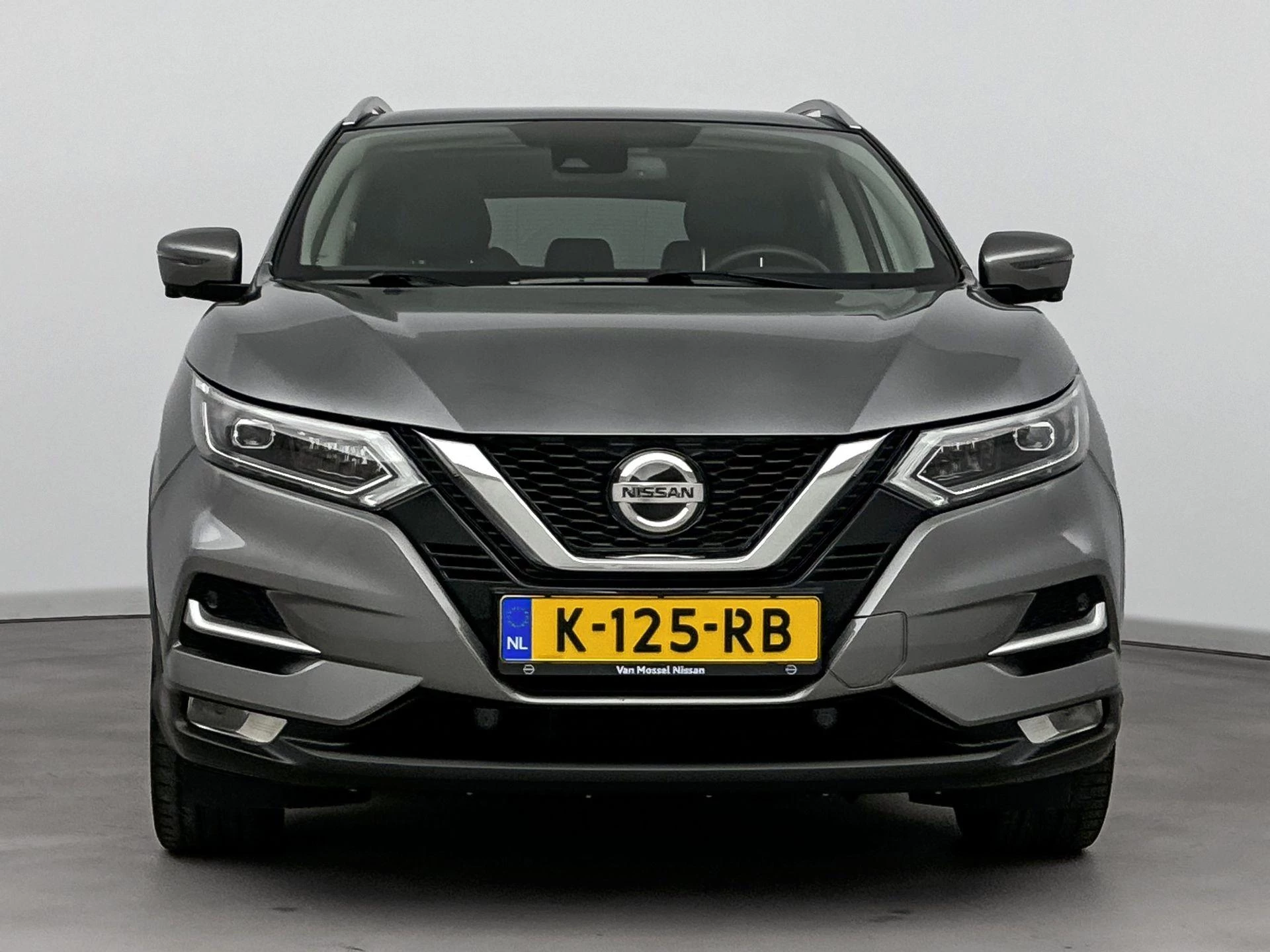 Nissan-QASHQAI-image-8