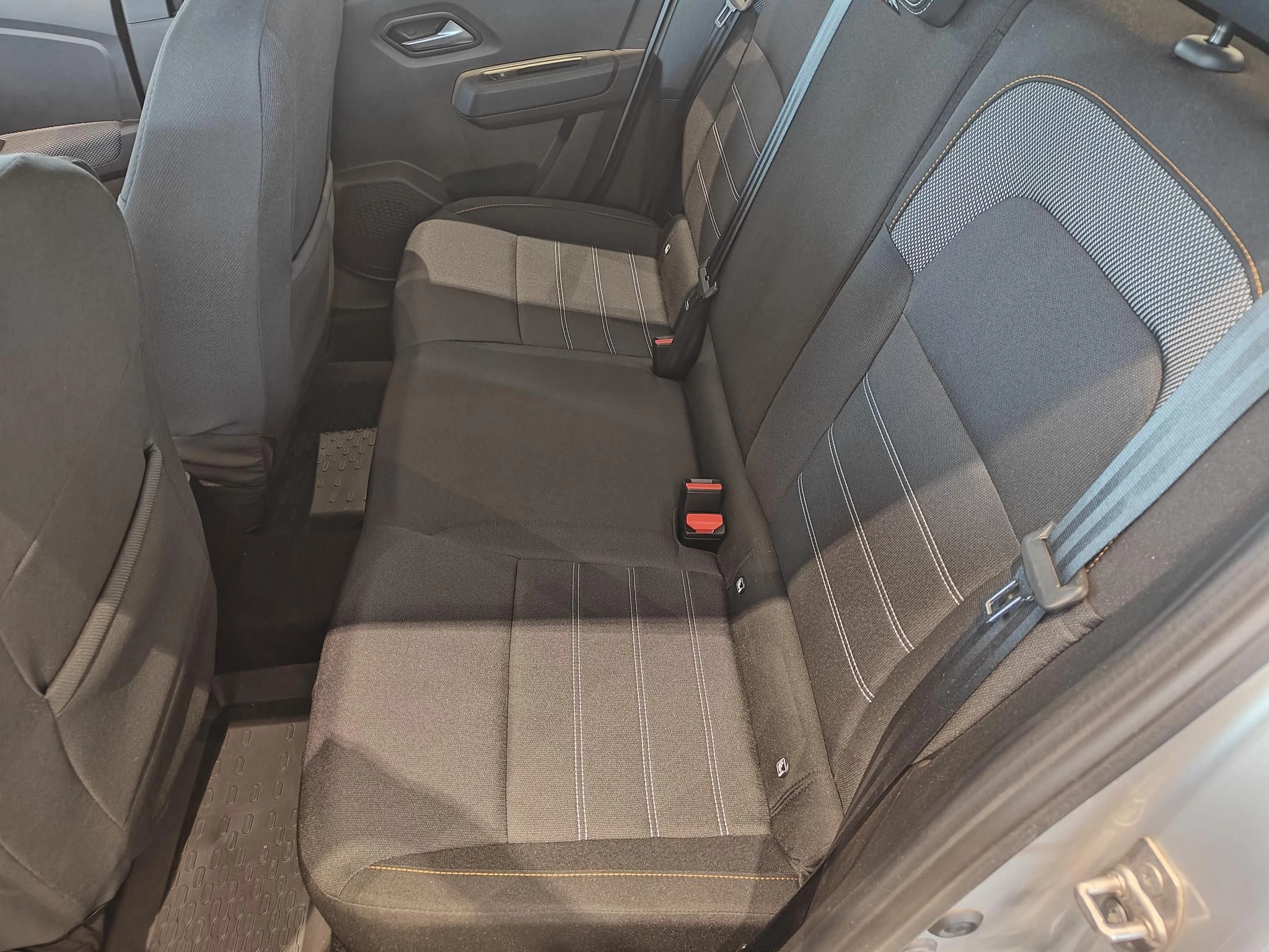 Dacia-Sandero Stepway-image-7