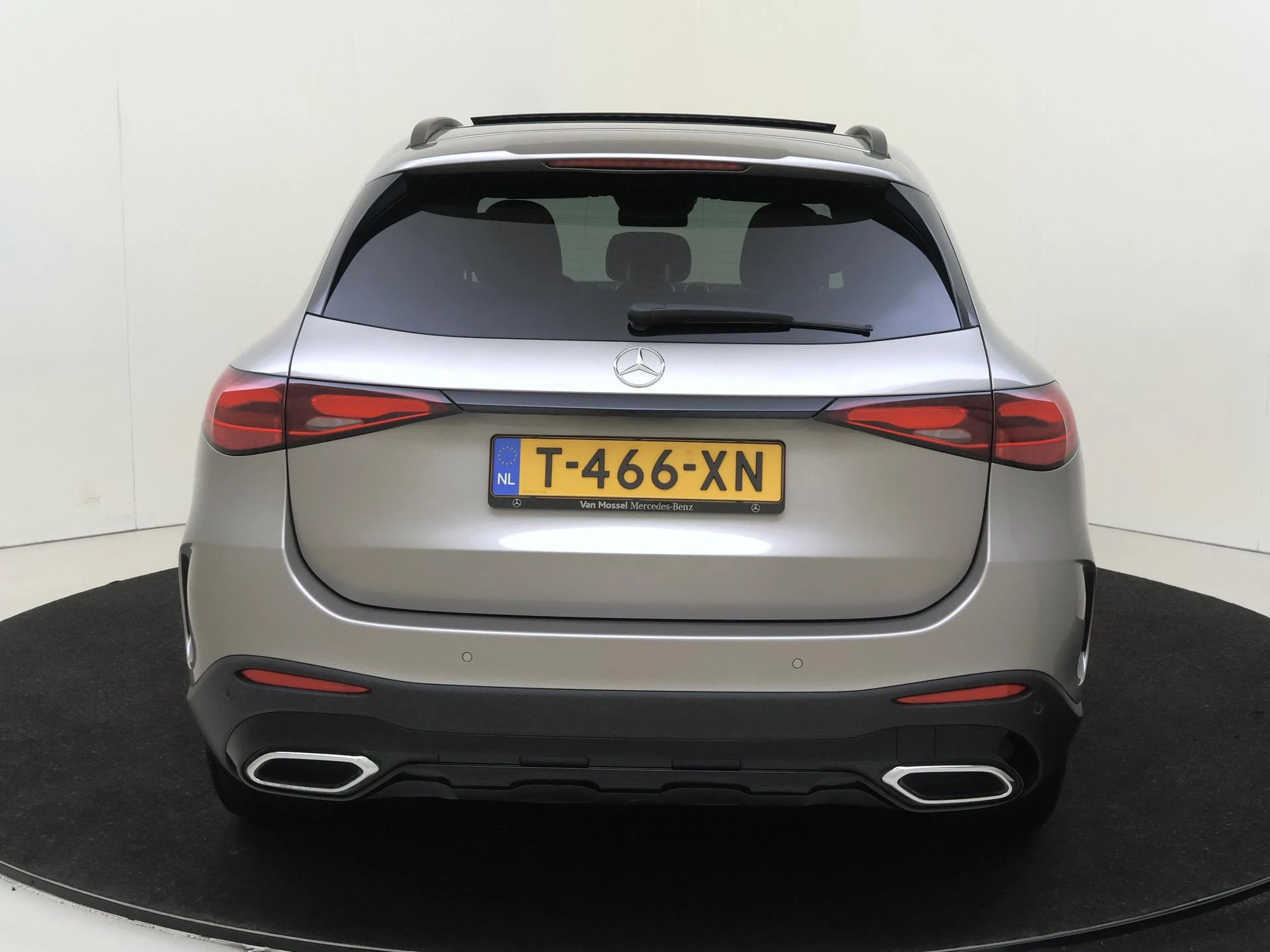 Mercedes-Benz-GLC-image-6