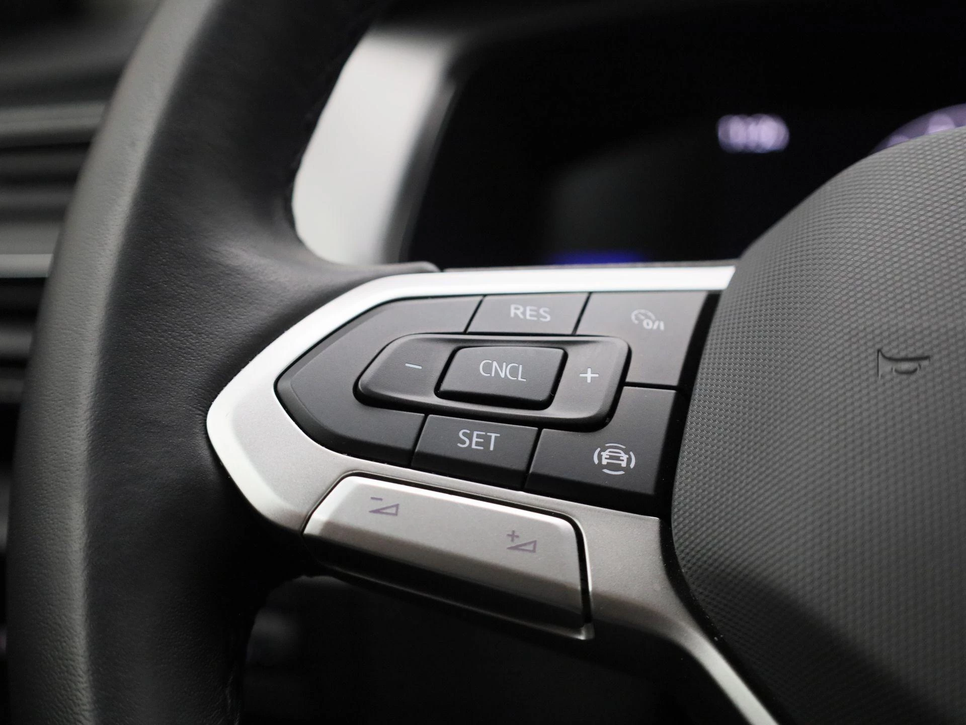 Volkswagen-T-Cross-image-18