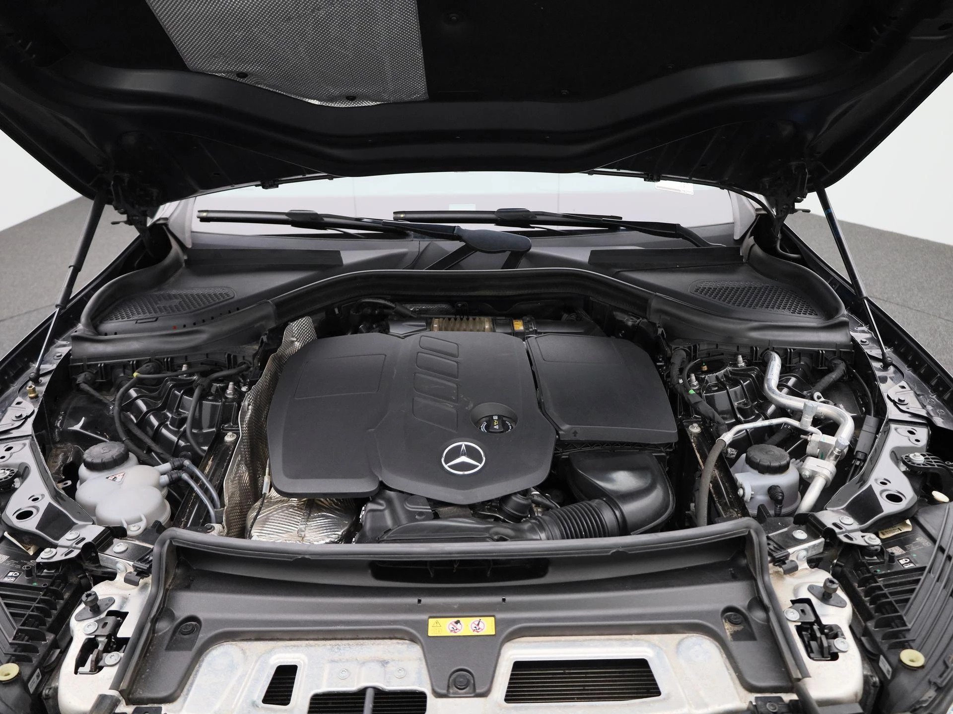 Mercedes-Benz GLC 220 d 4MATIC AMG Line Coupé + AIRMATIC + LEDER + PANO + BURMESTER + DIG. LIGHT