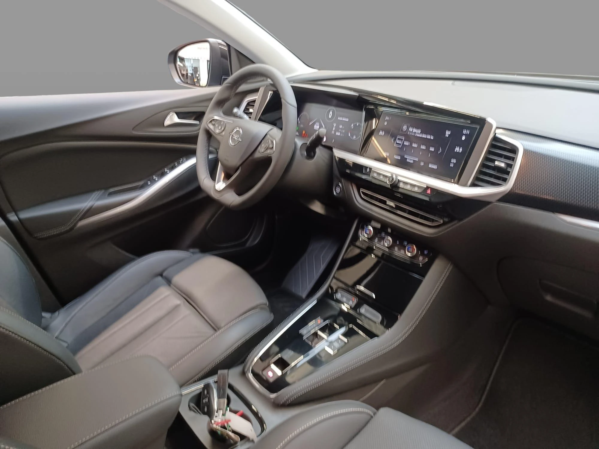 Opel-Grandland-image-8