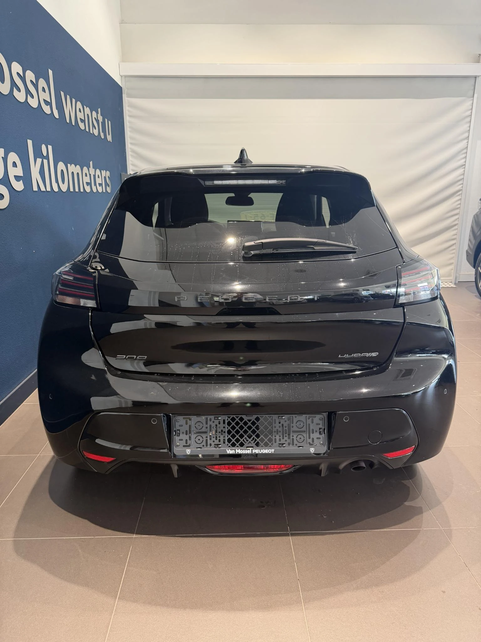 Peugeot-208-image-7