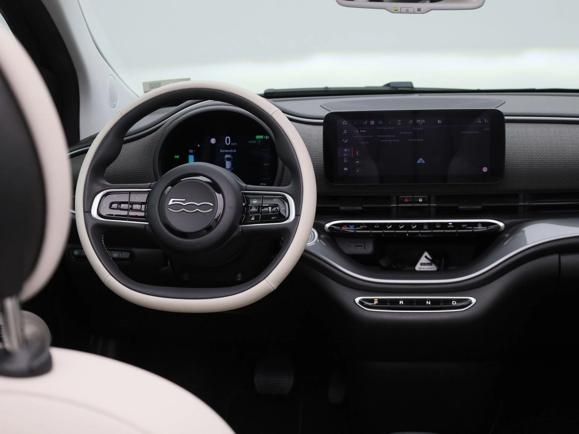 Fiat-500C-image-6