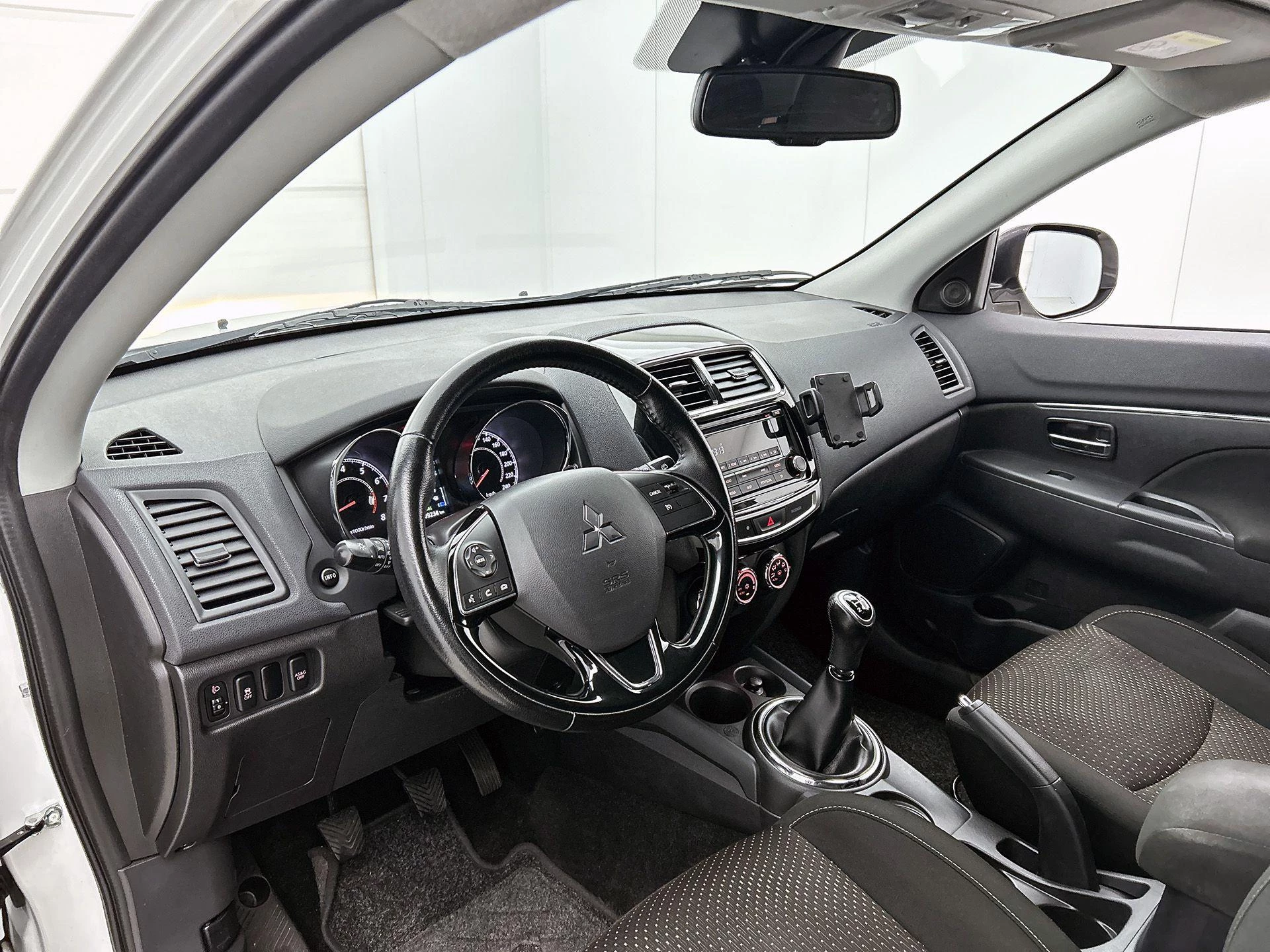 Mitsubishi-ASX-image-21