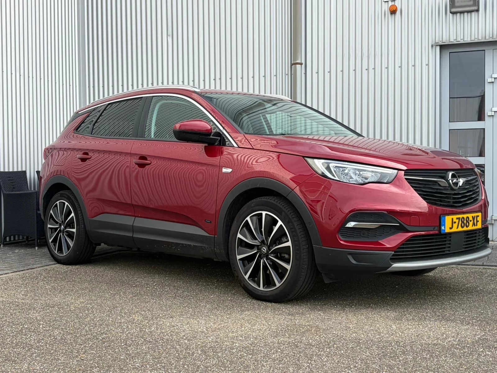 Opel-Grandland X-image-2