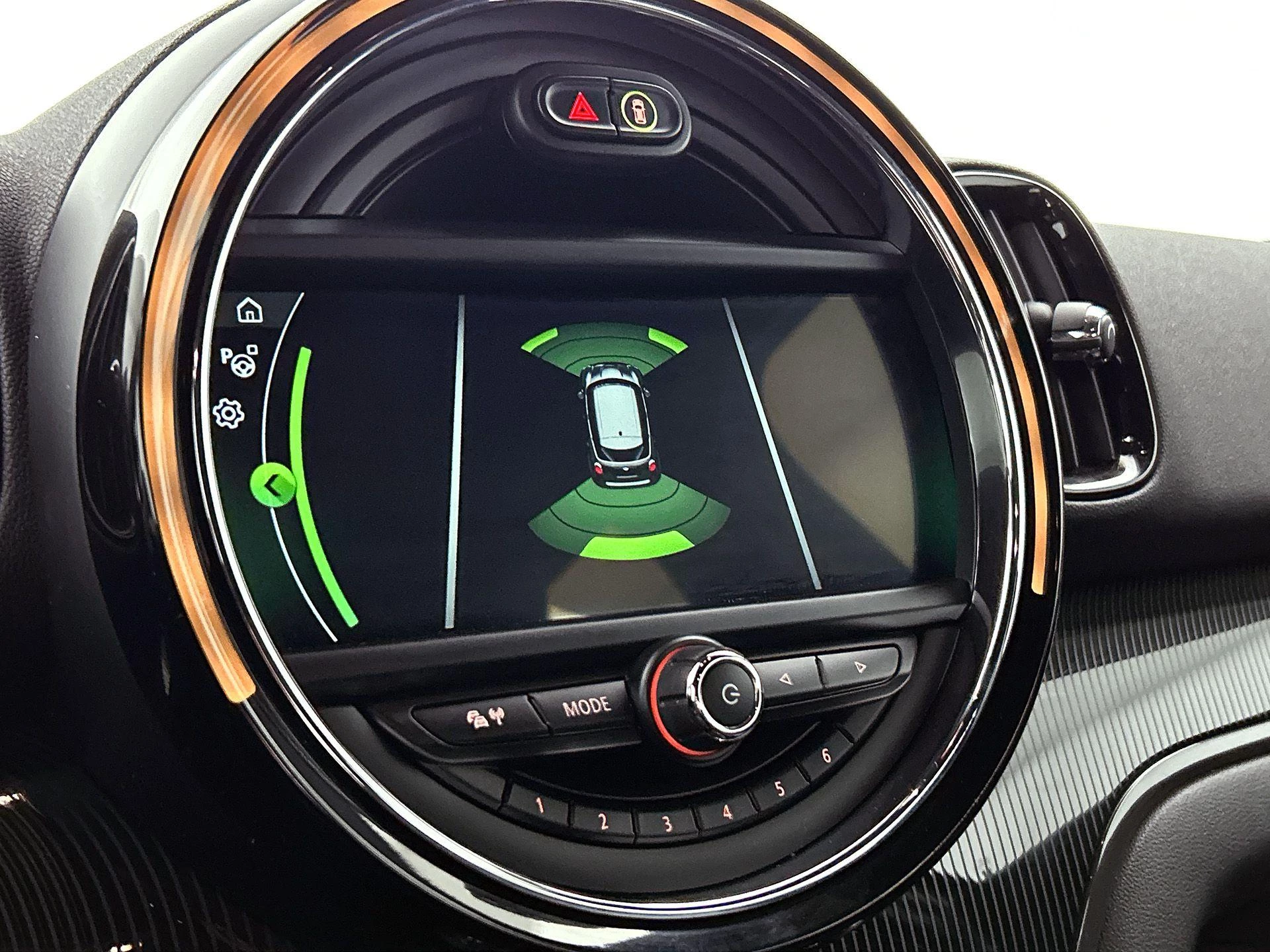 MINI-Countryman-image-8