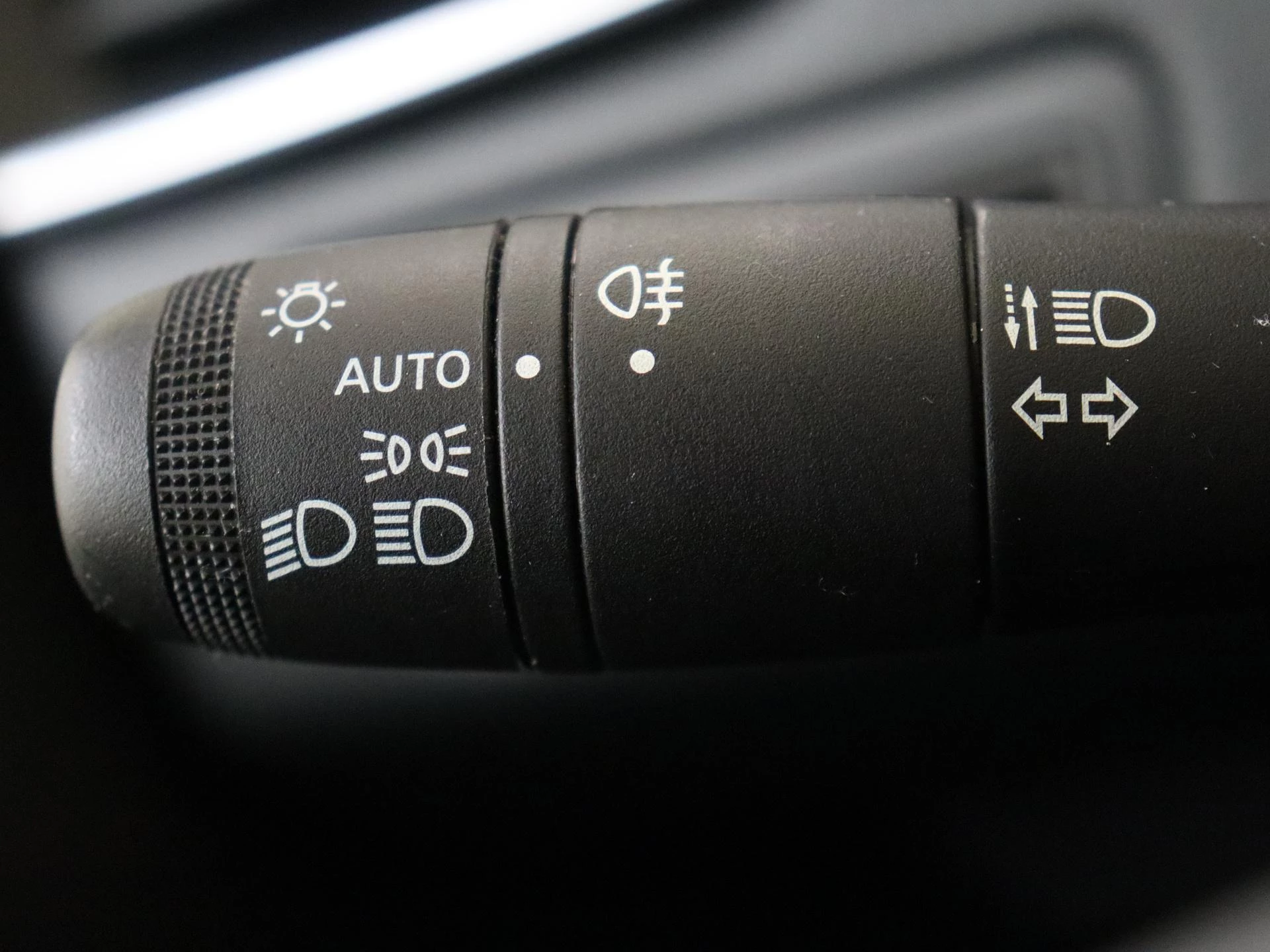 Renault-Clio-image-24