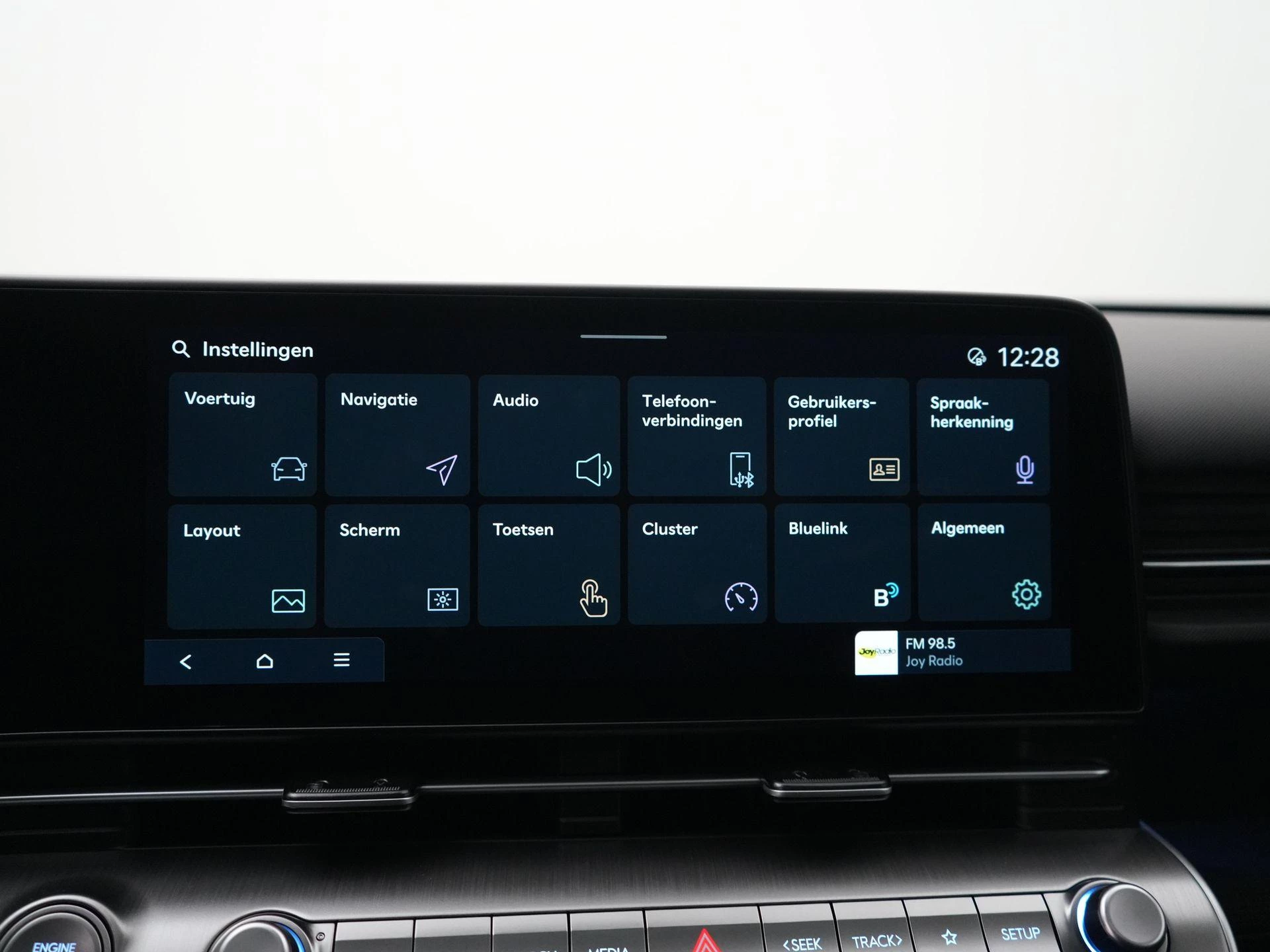 Hyundai-Kona-image-28