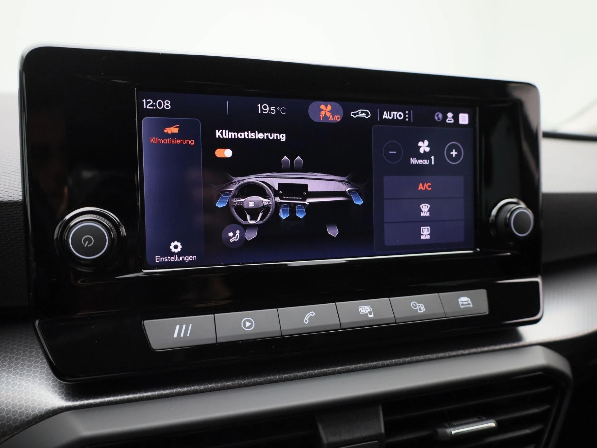 SEAT-Leon-image-22