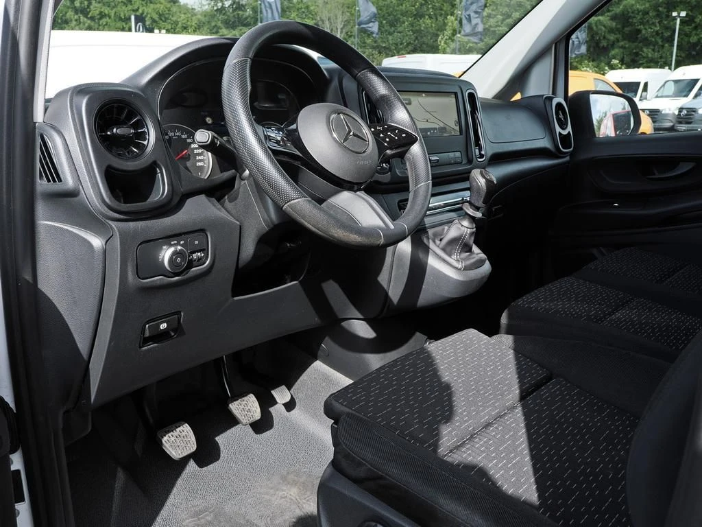 Mercedes-Benz-Vito 116-image-7