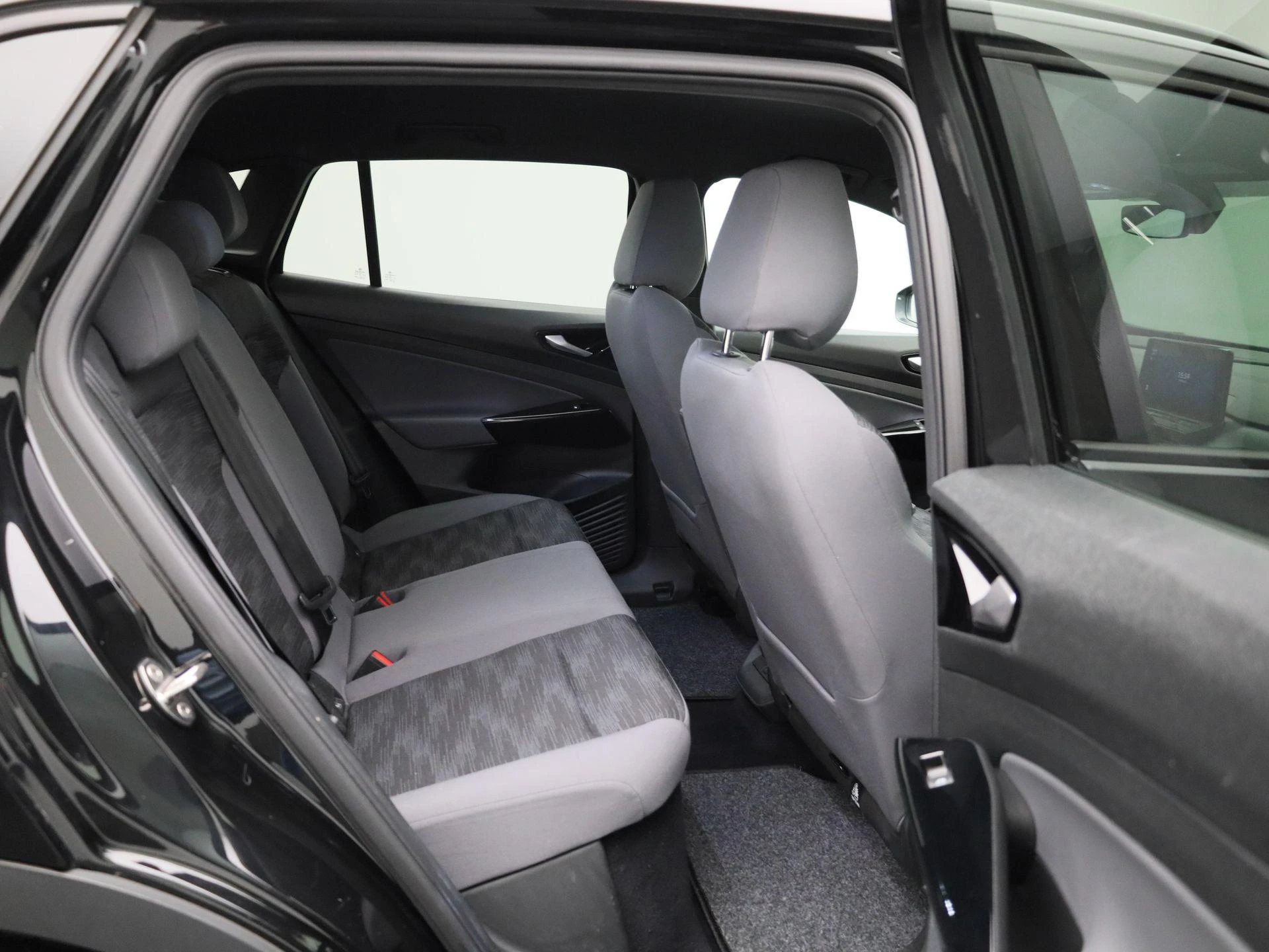 Volkswagen-ID.4-image-34