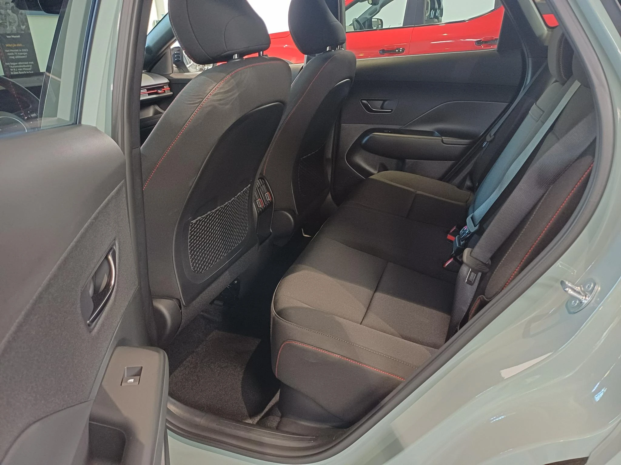 Hyundai-Kona-image-22